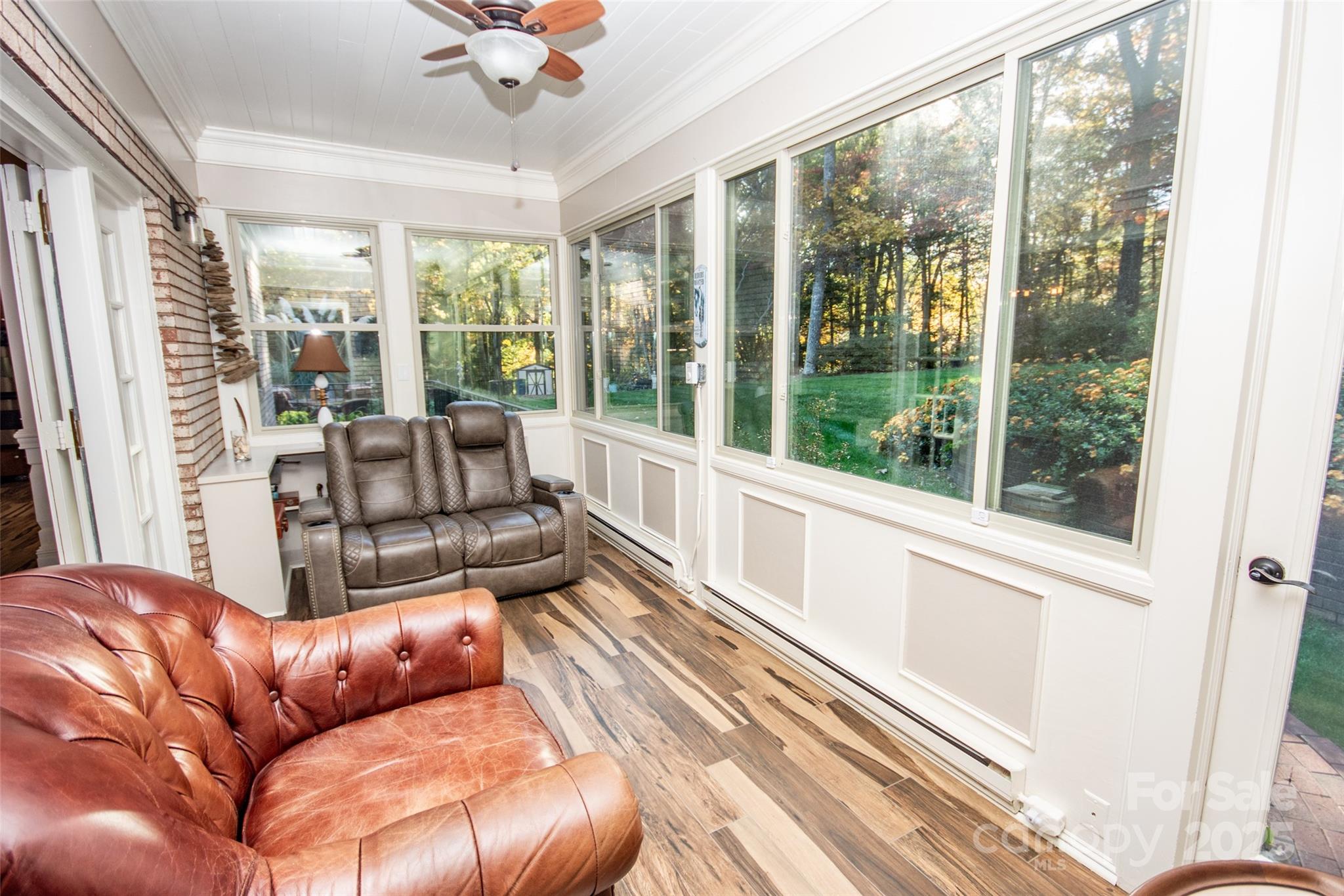 property viewer photo 10