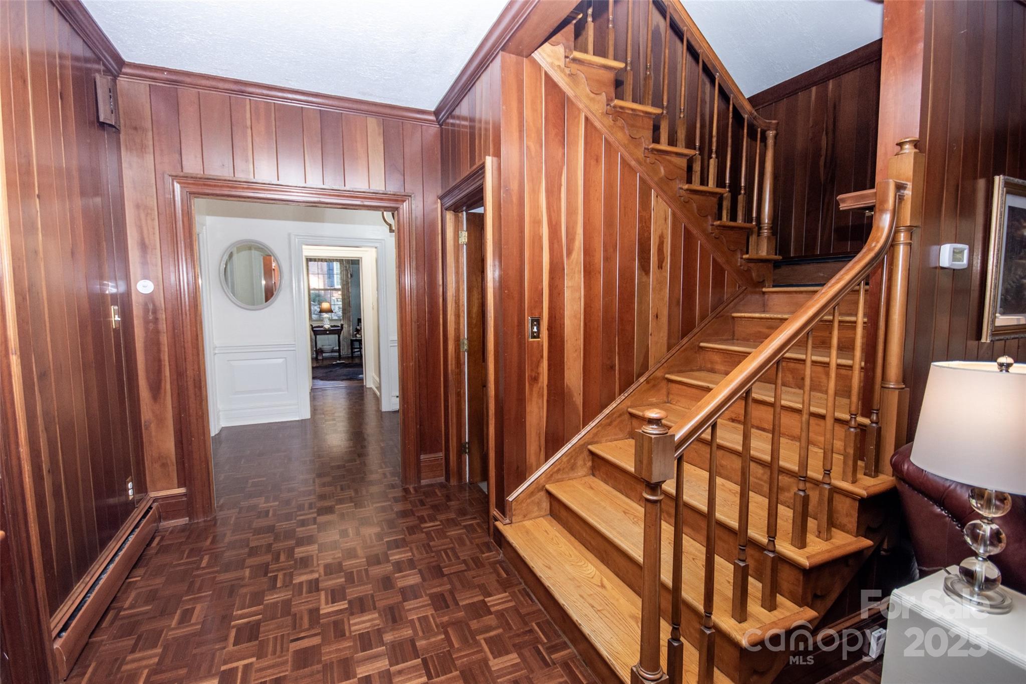 property viewer photo 20