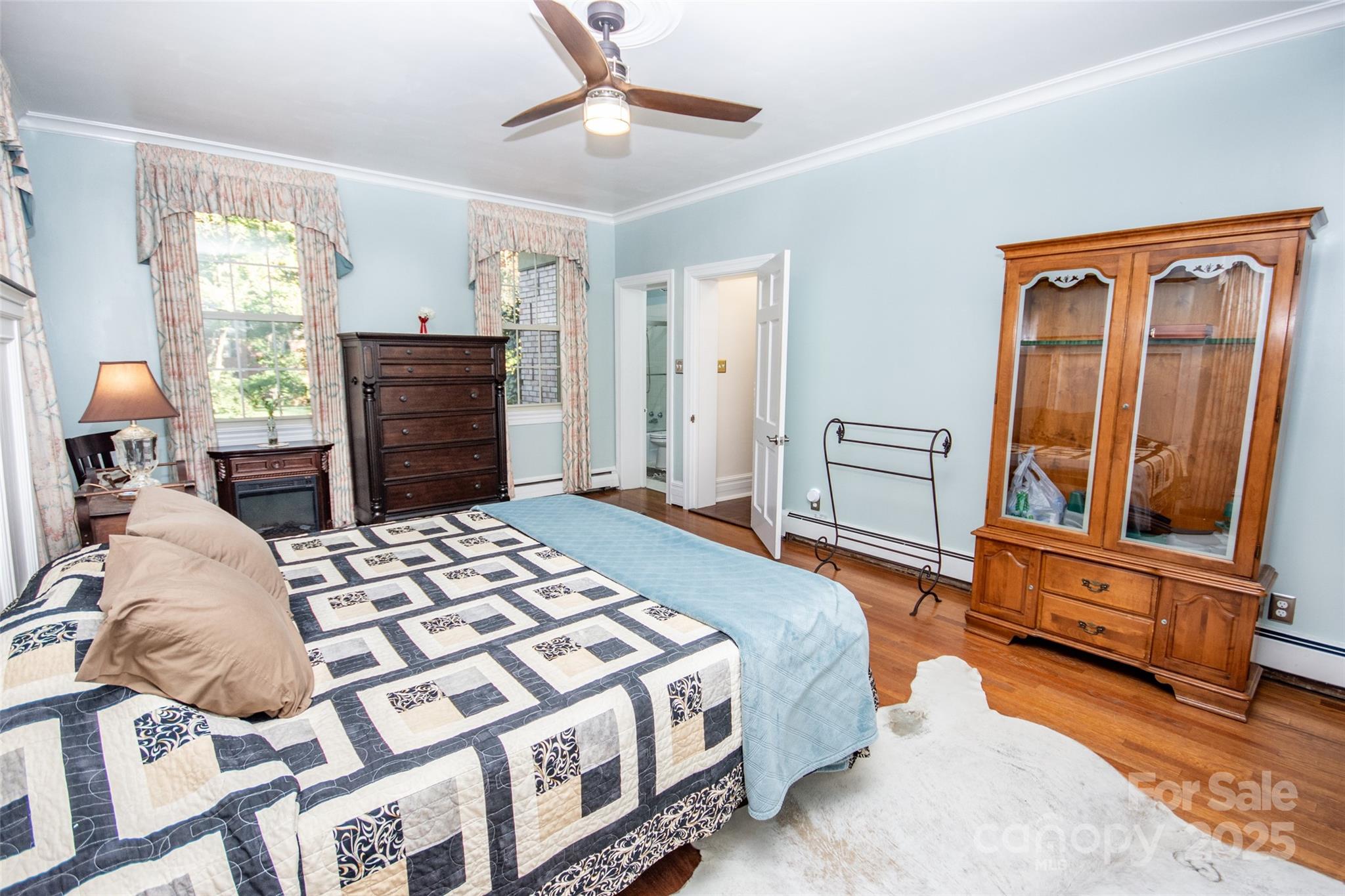 property viewer photo 22