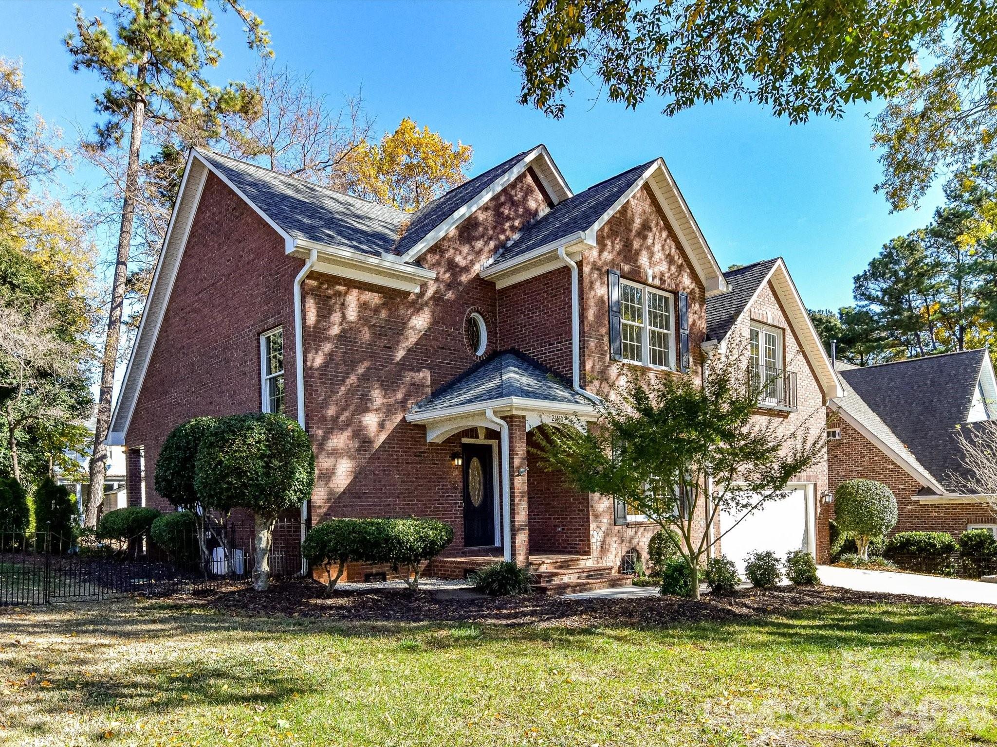 main property photo 3