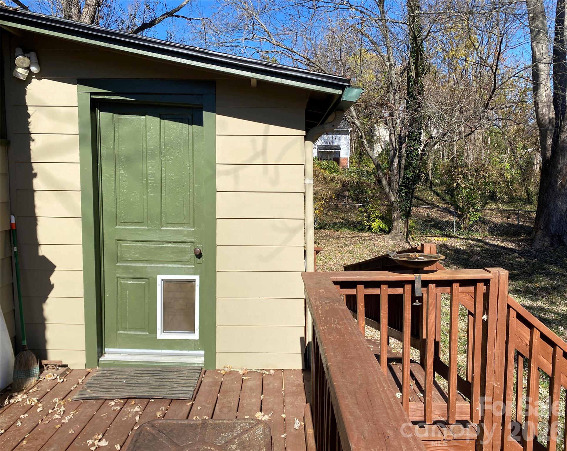 main property photo 39