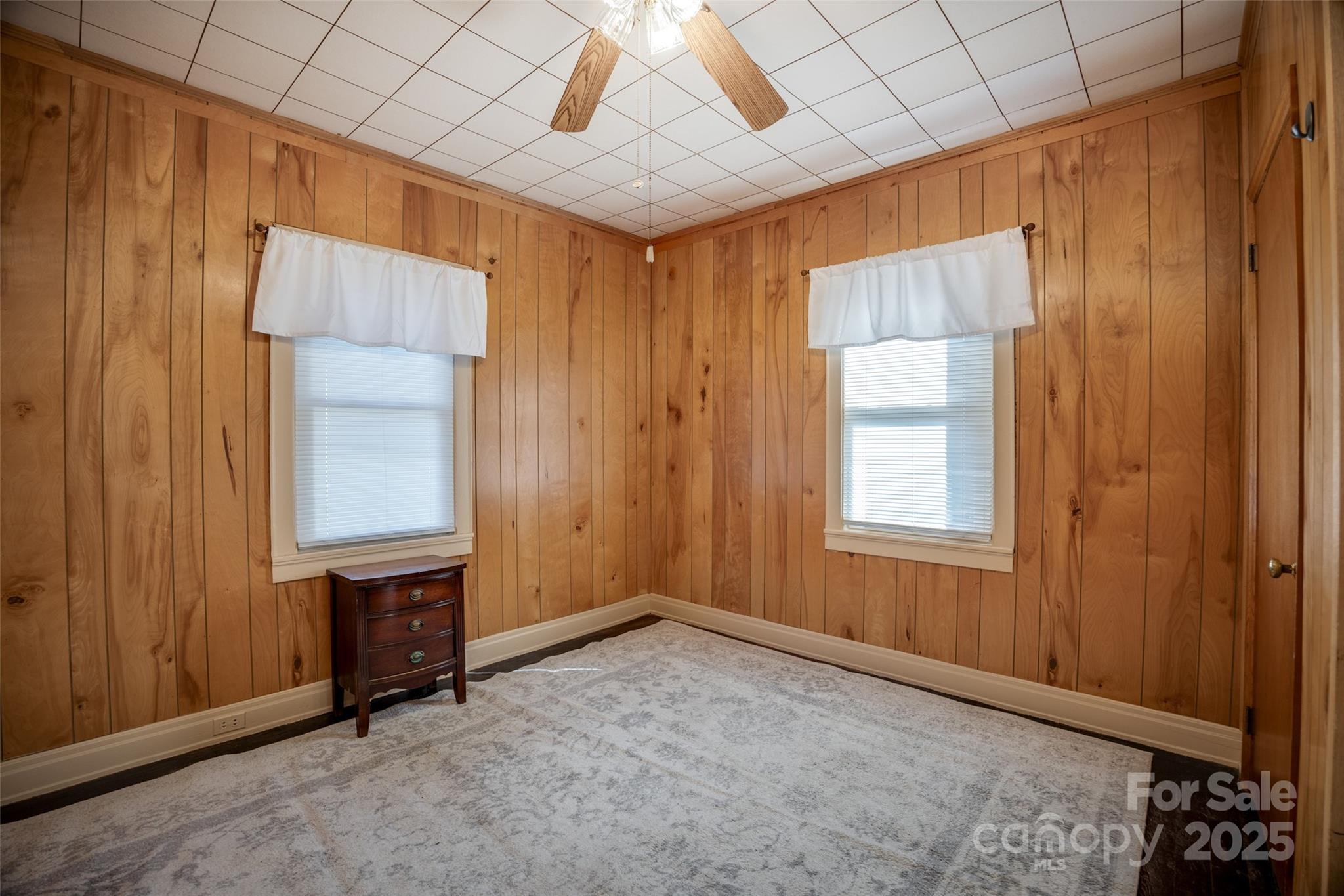 property viewer photo 14