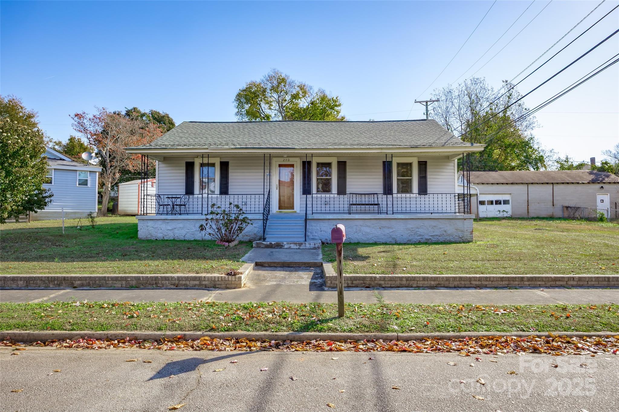 property viewer photo 2
