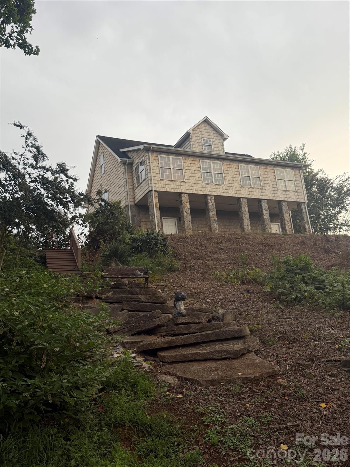 main property photo 37