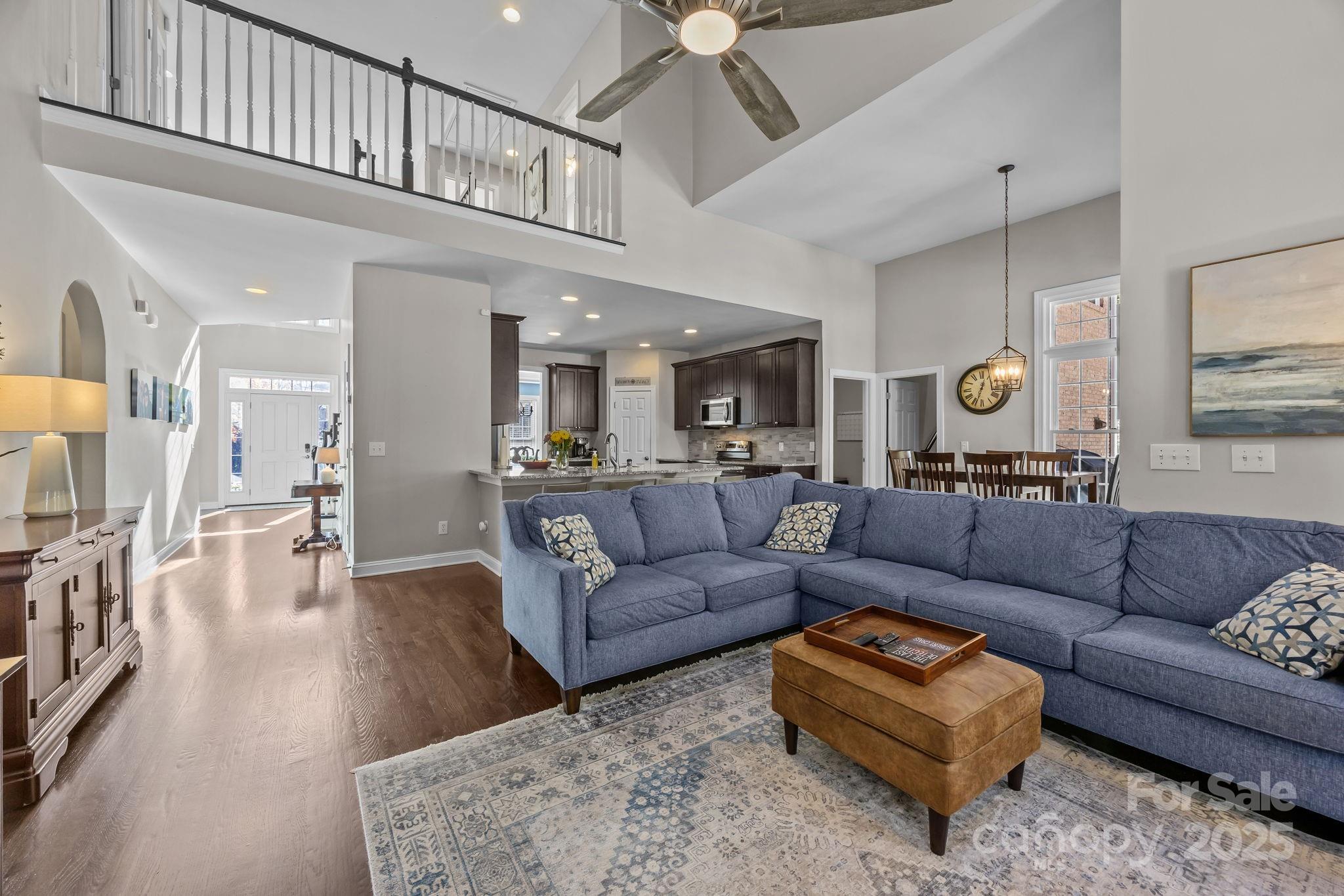 property viewer photo 11