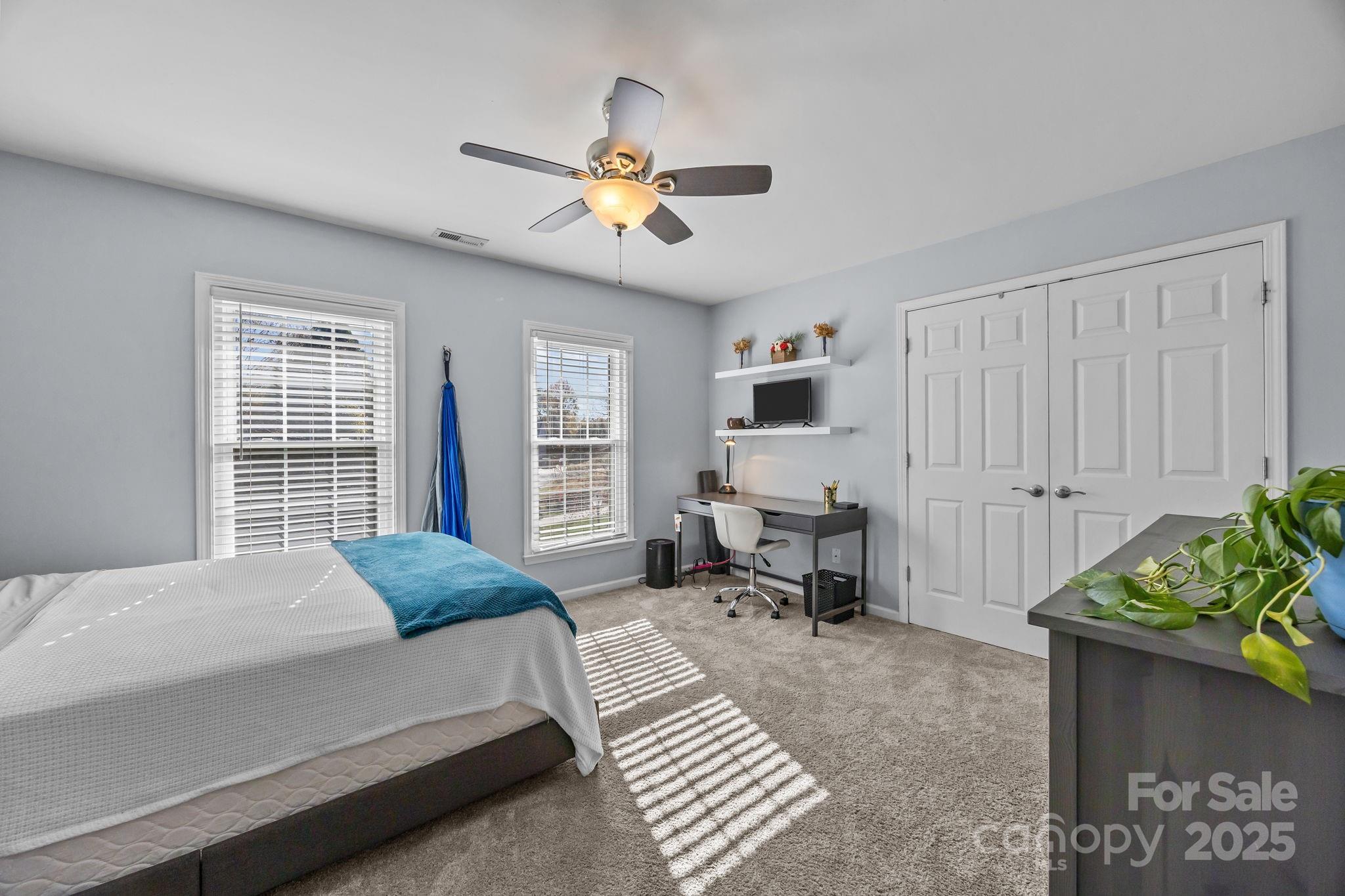 property viewer photo 32