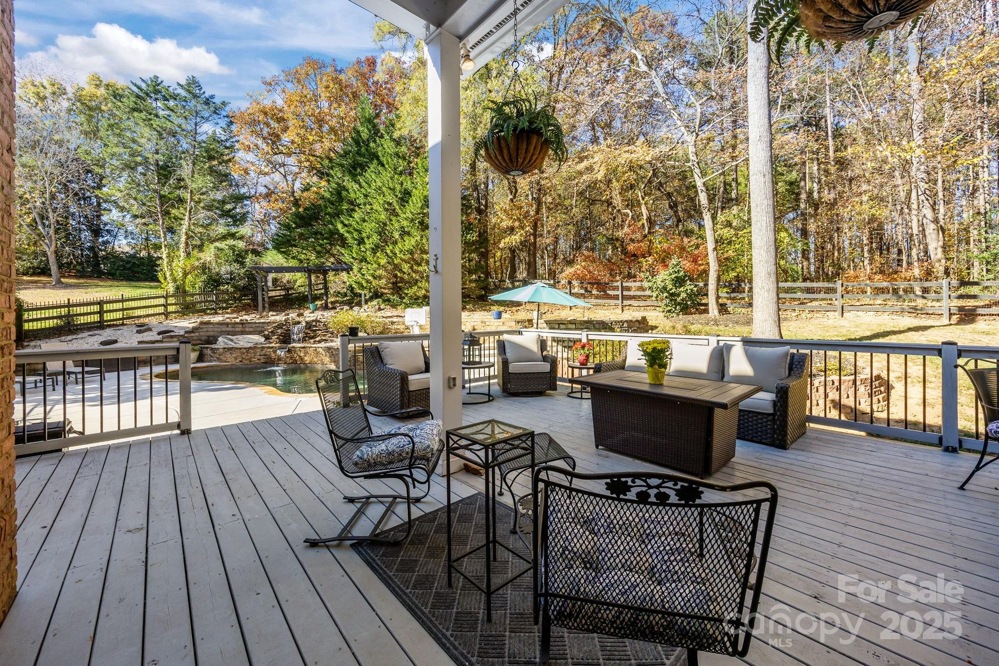 property viewer photo 38