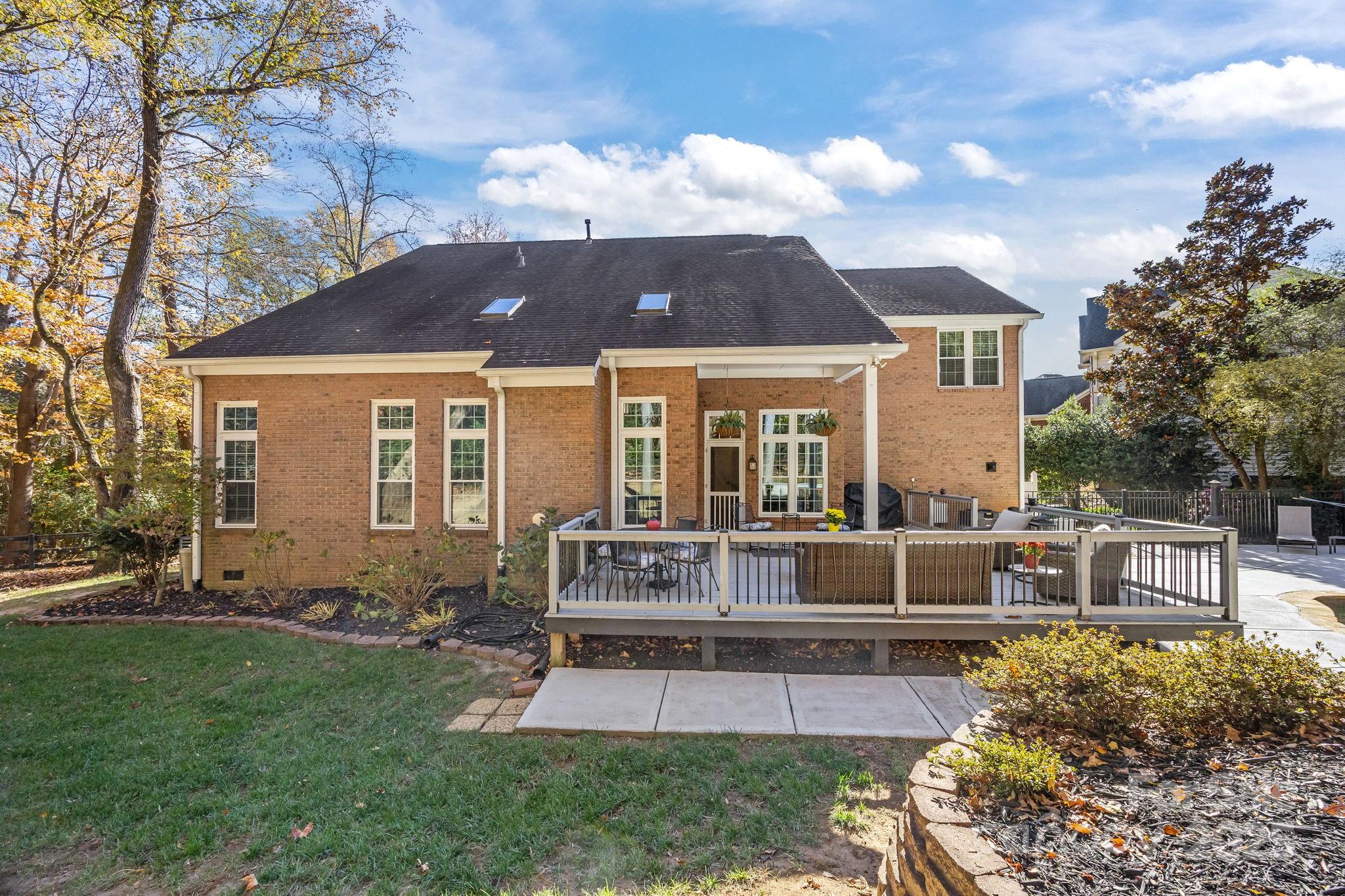 property viewer photo 43