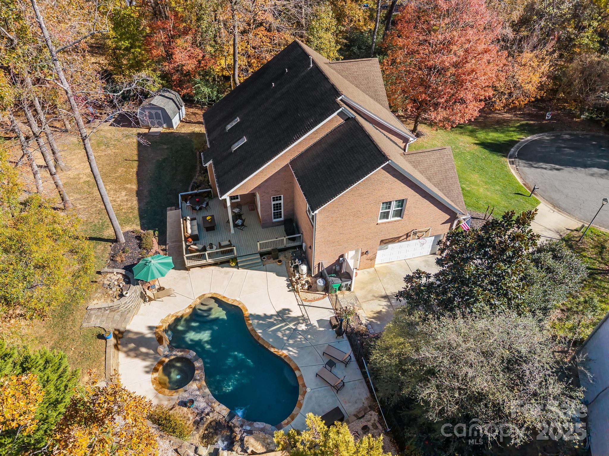 property viewer photo 45