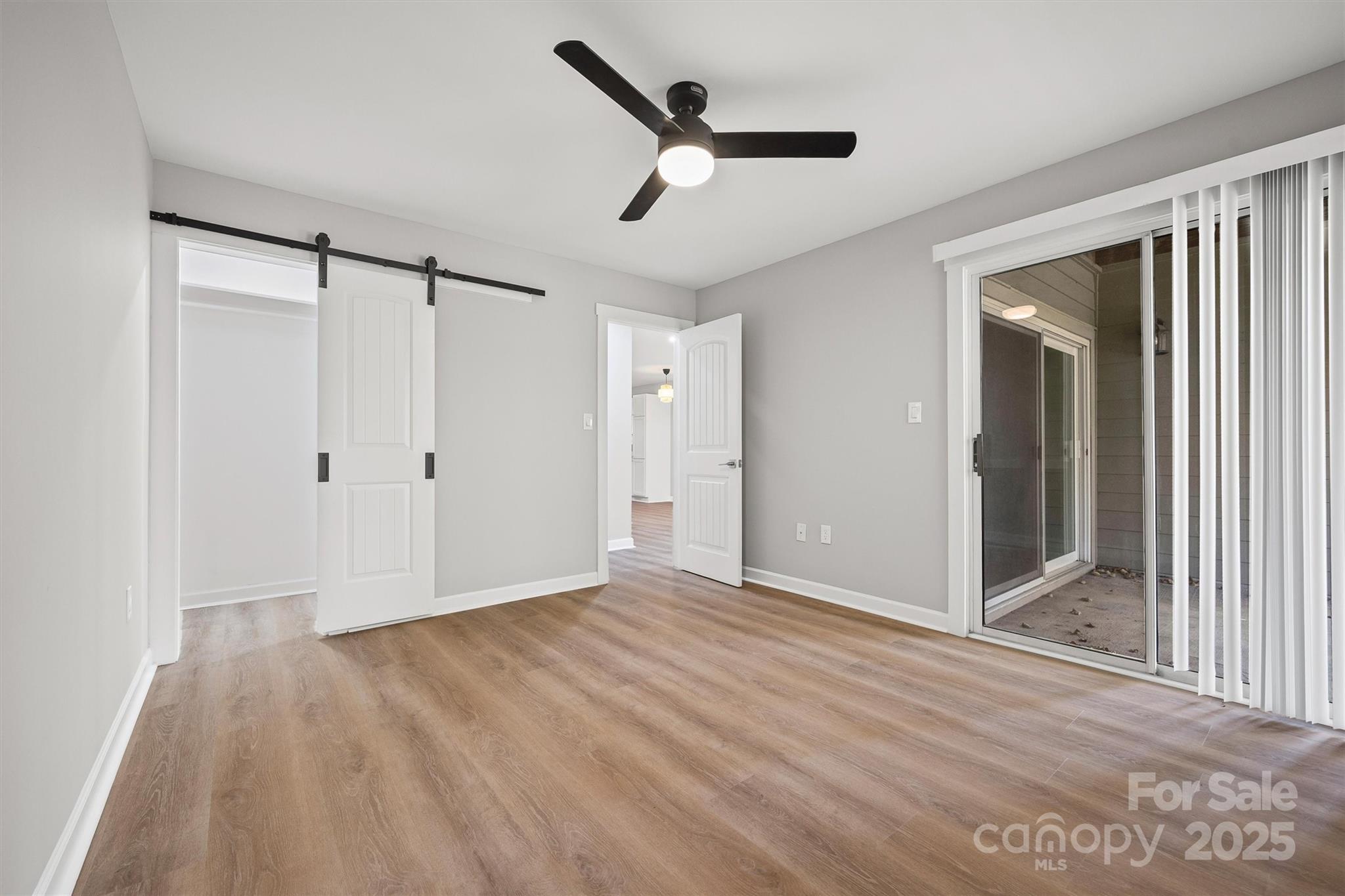 property viewer photo 16