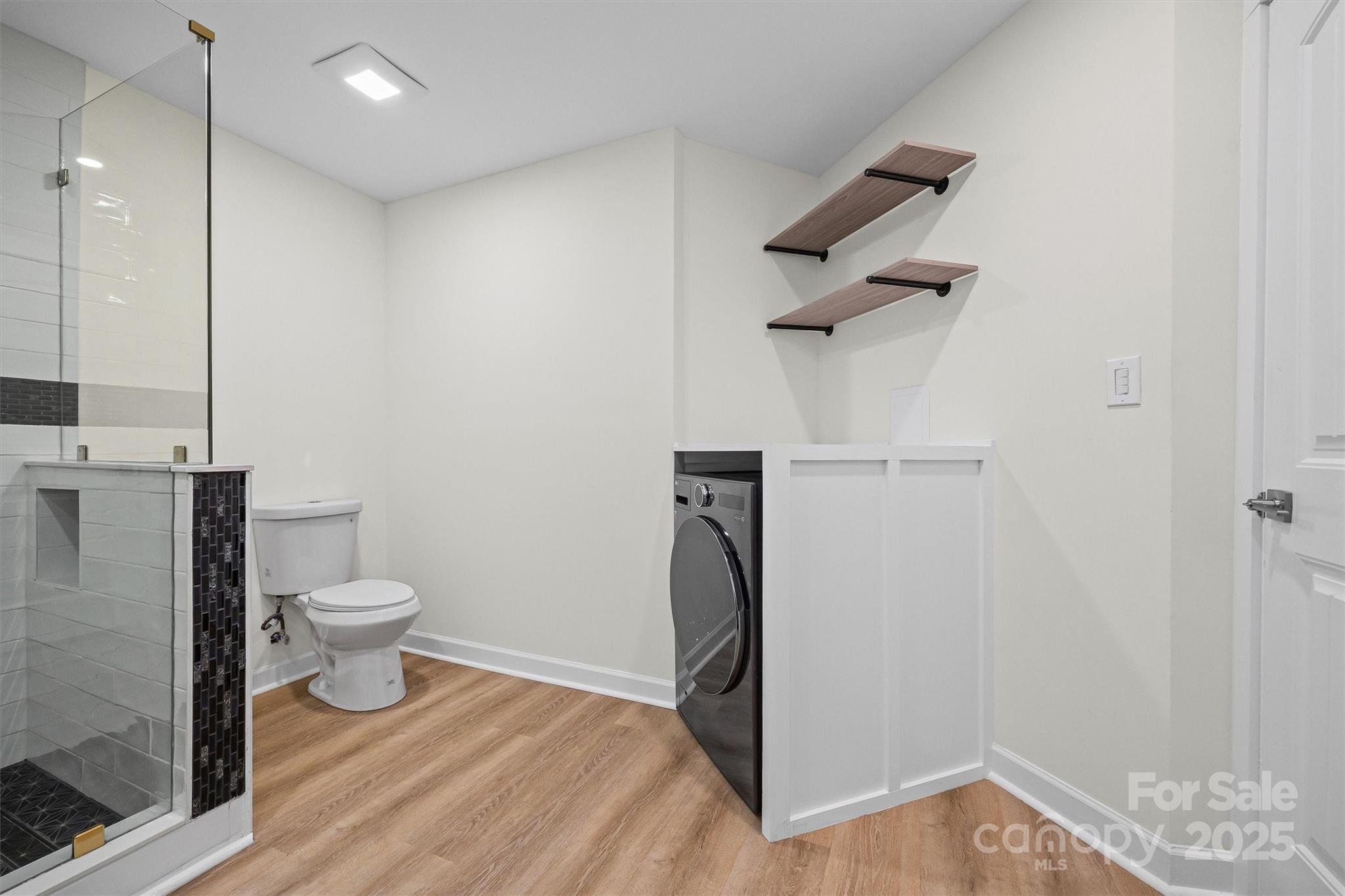 property viewer photo 19