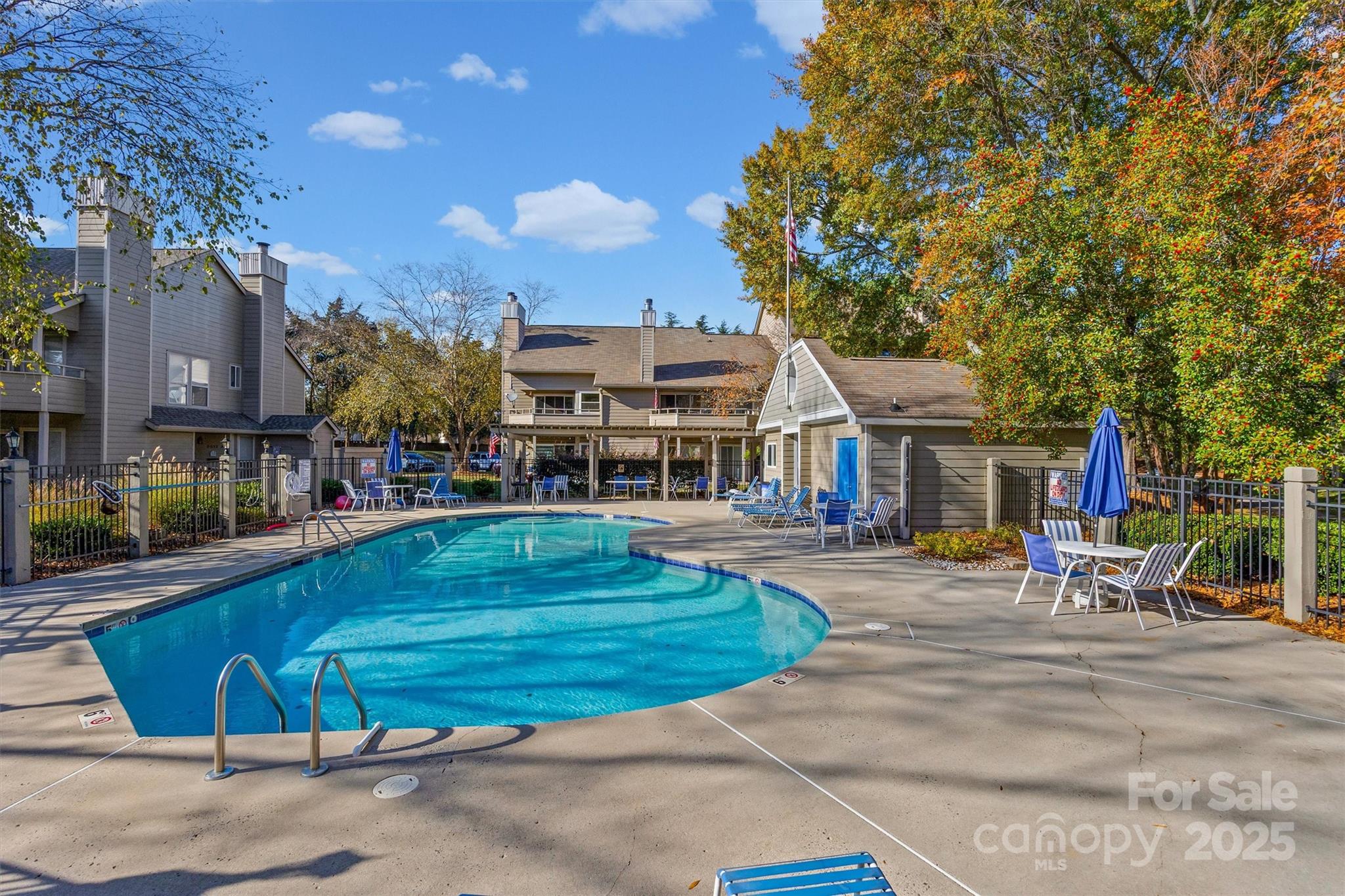 property viewer photo 27