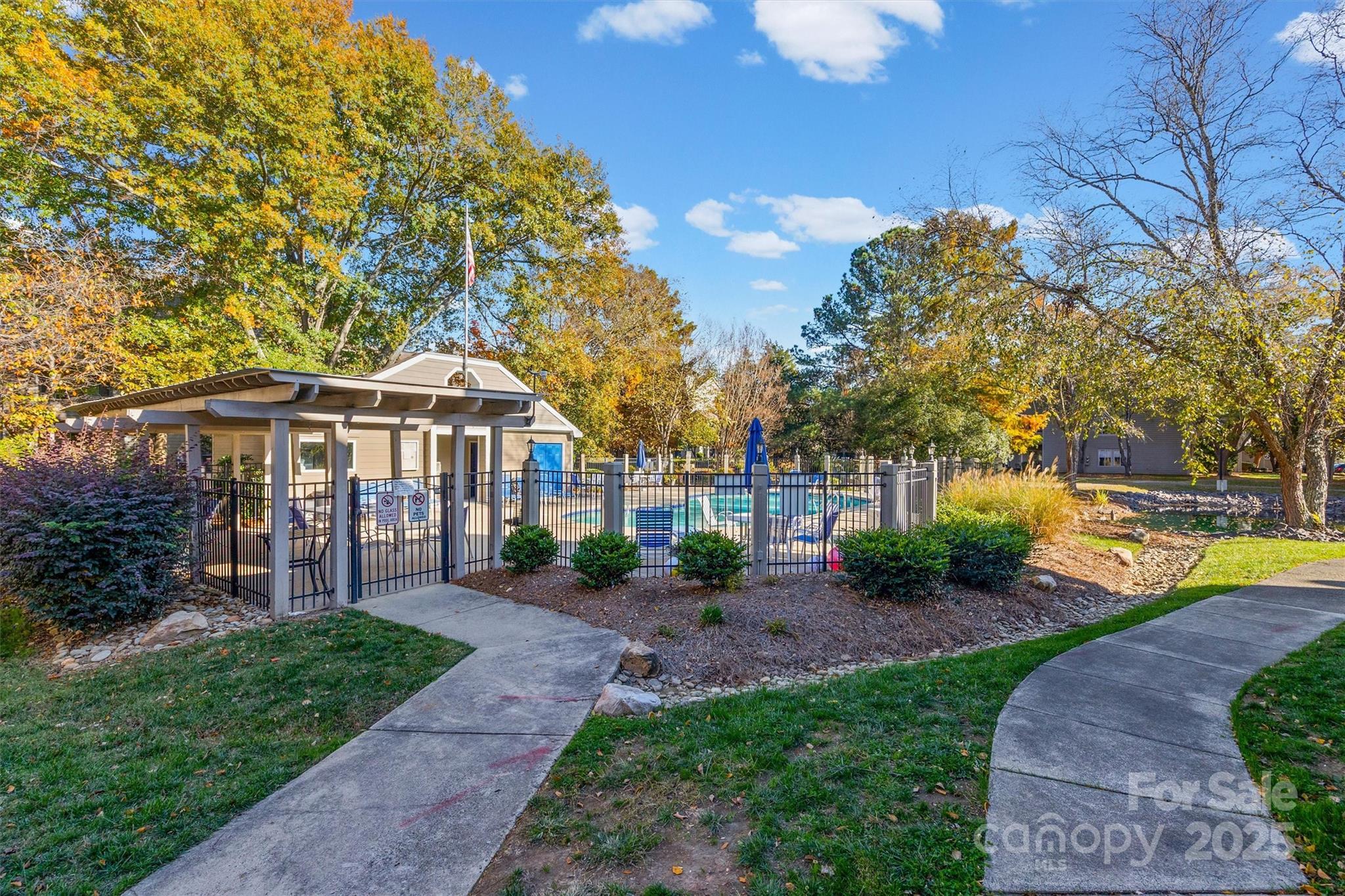 property viewer photo 28