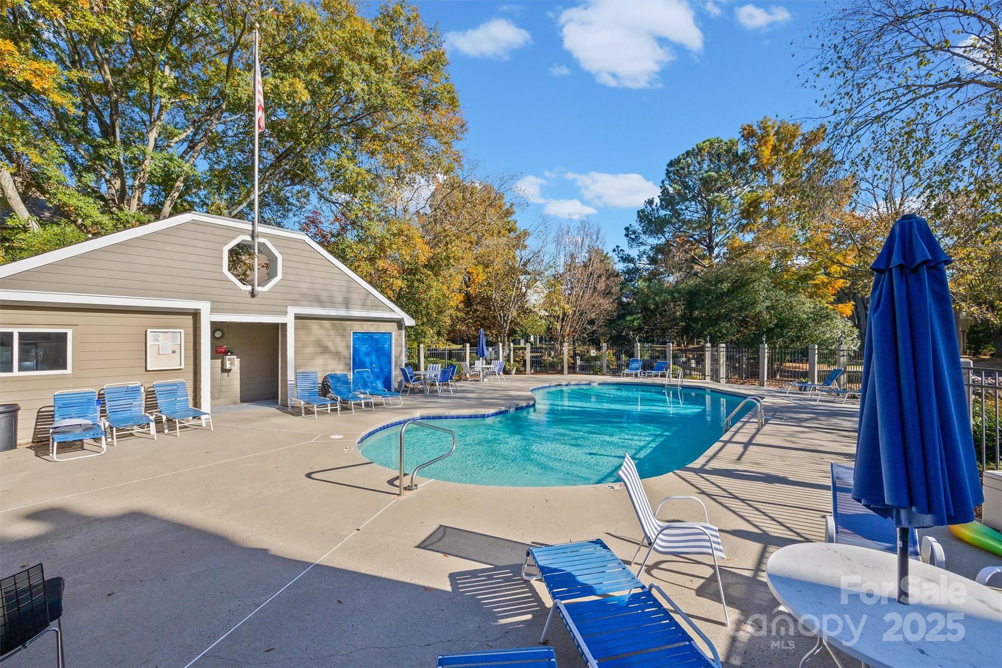 property viewer photo 29