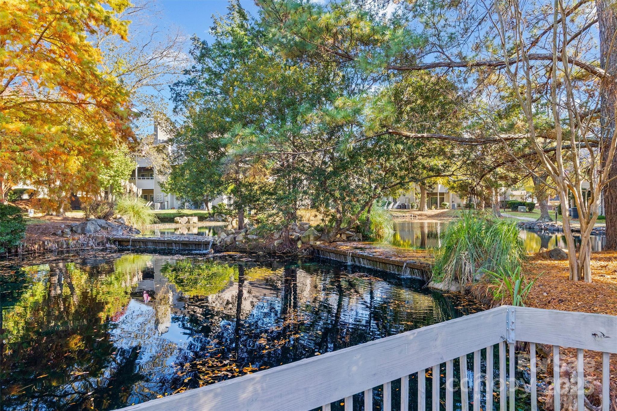 property viewer photo 32