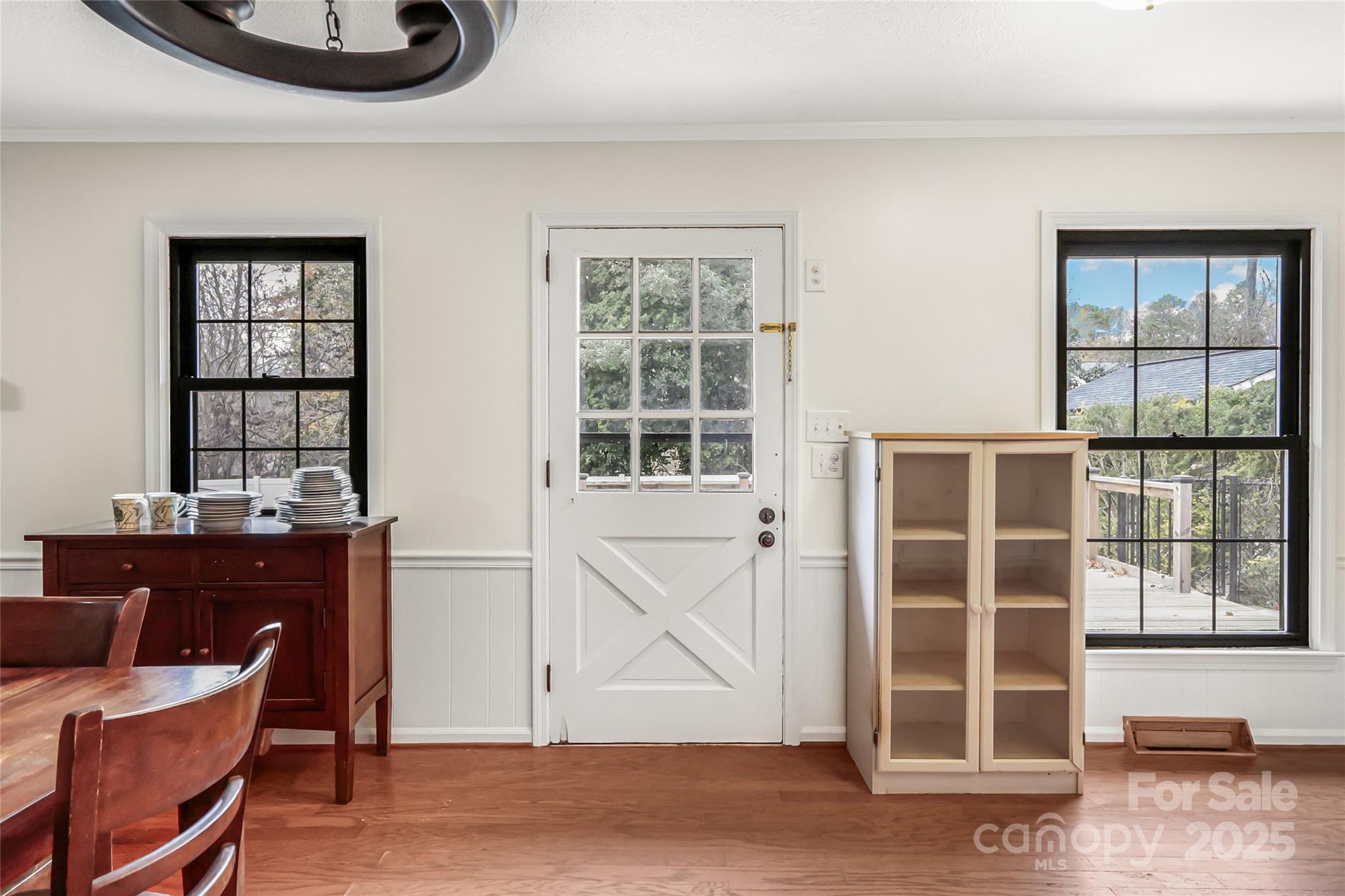 property viewer photo 11