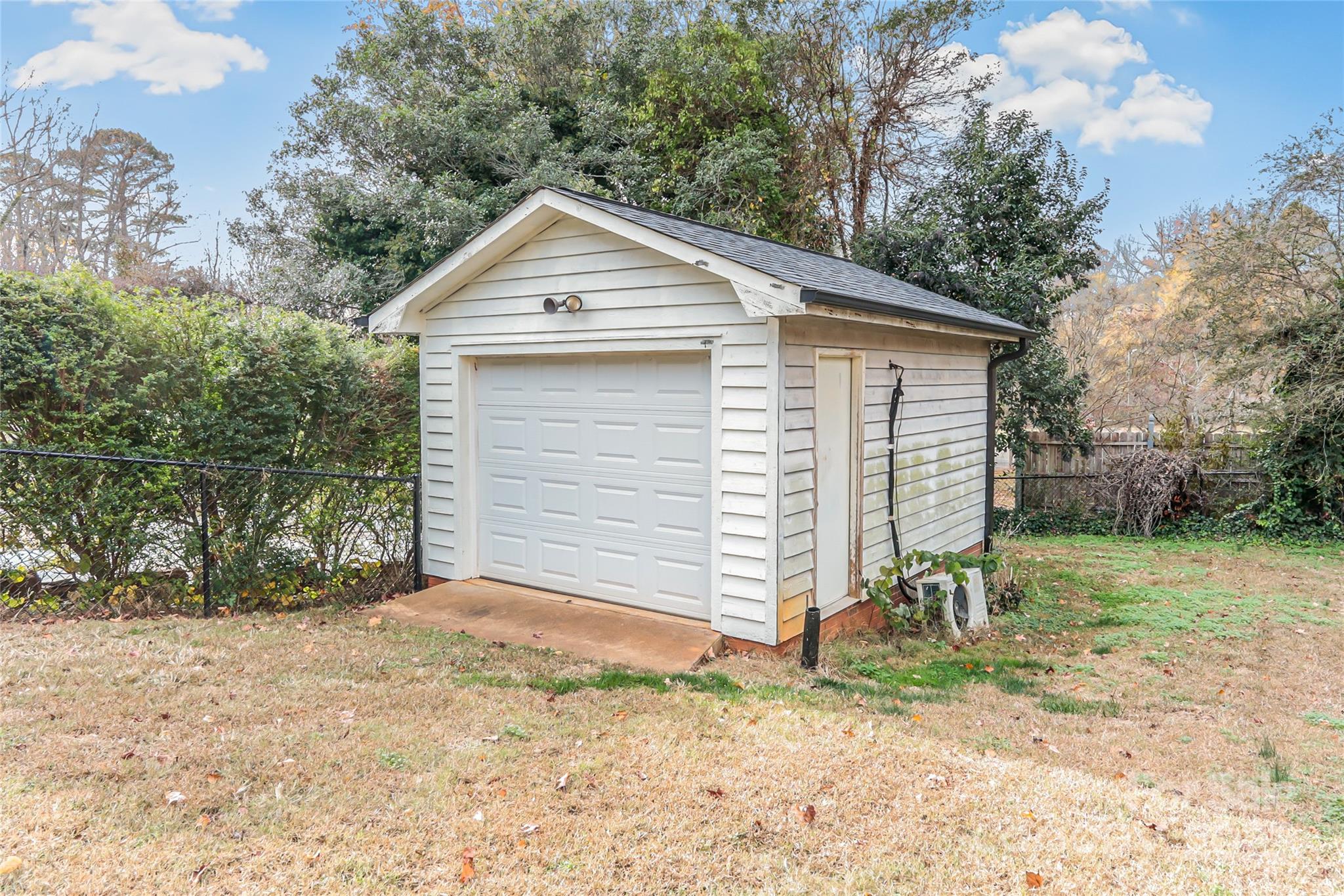property viewer photo 31
