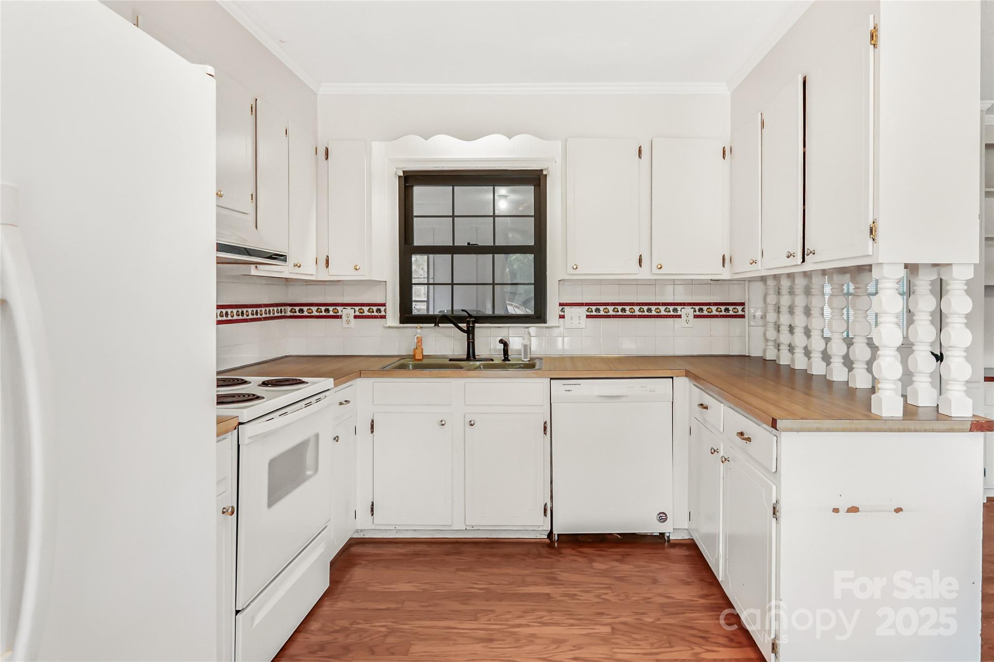 property viewer photo 4
