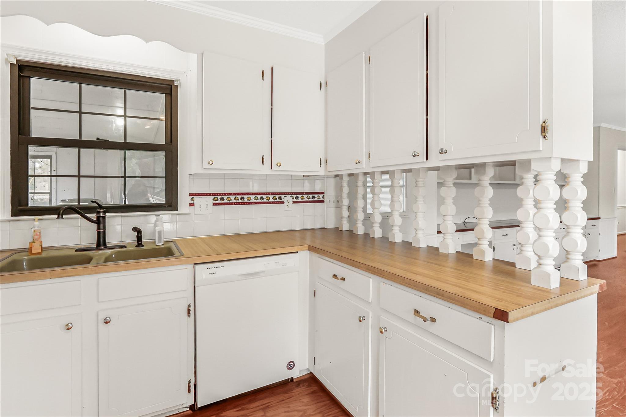 property viewer photo 6