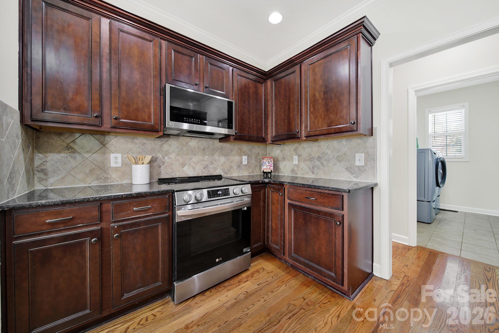 property viewer photo 11