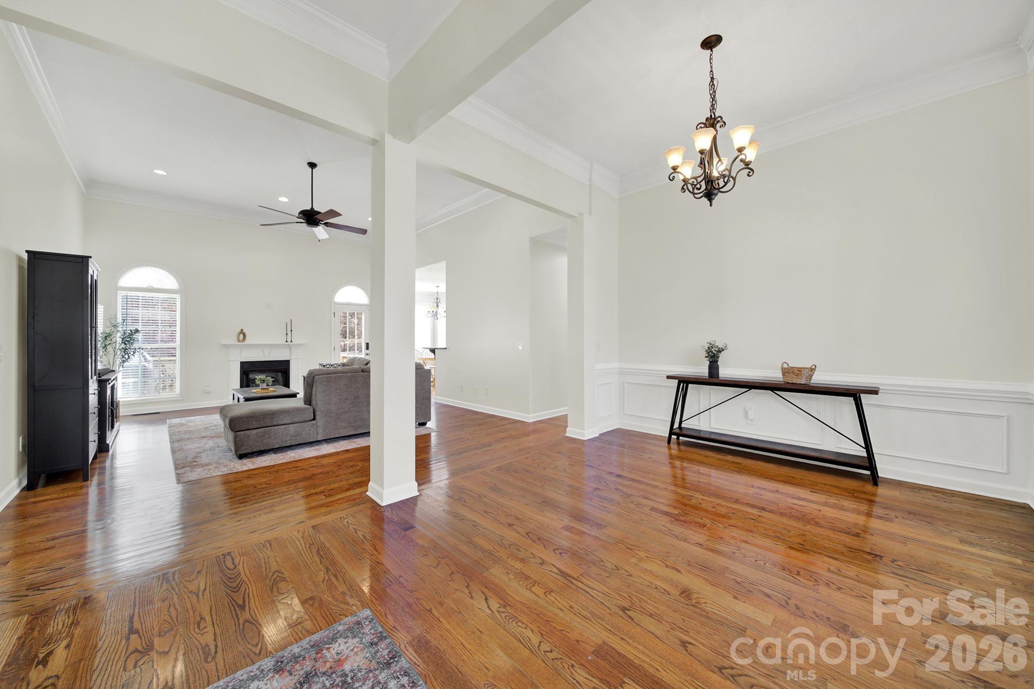 property viewer photo 4