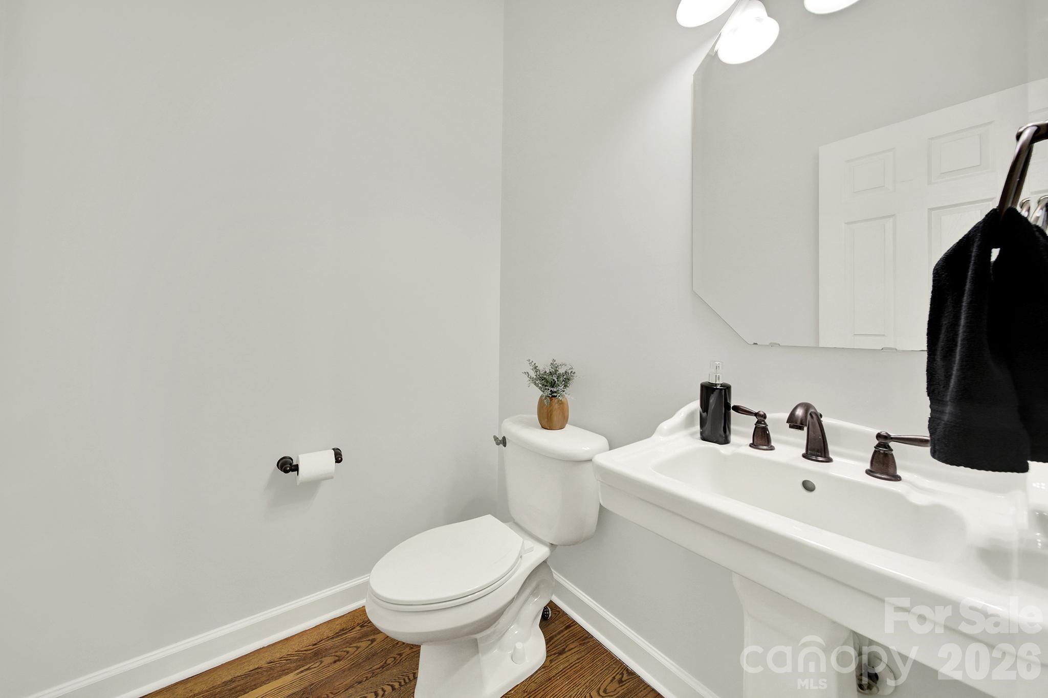 property viewer photo 9