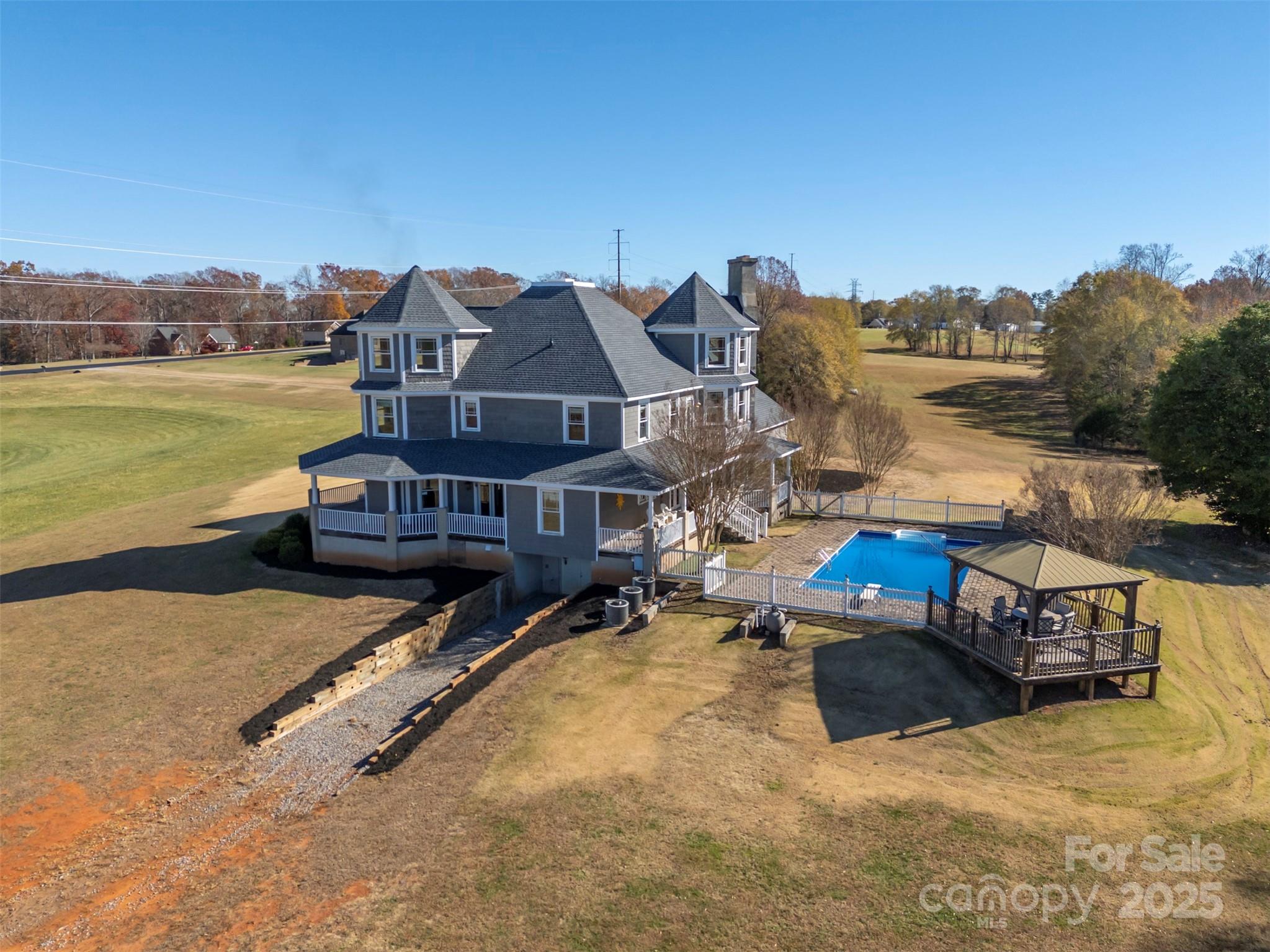 main property photo 43