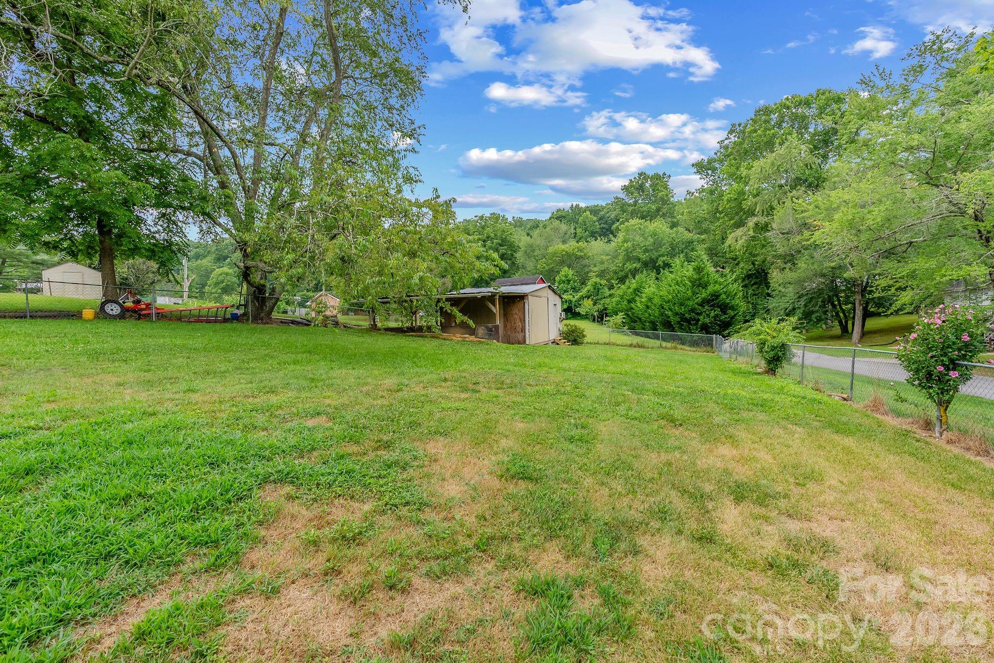 main property photo 26