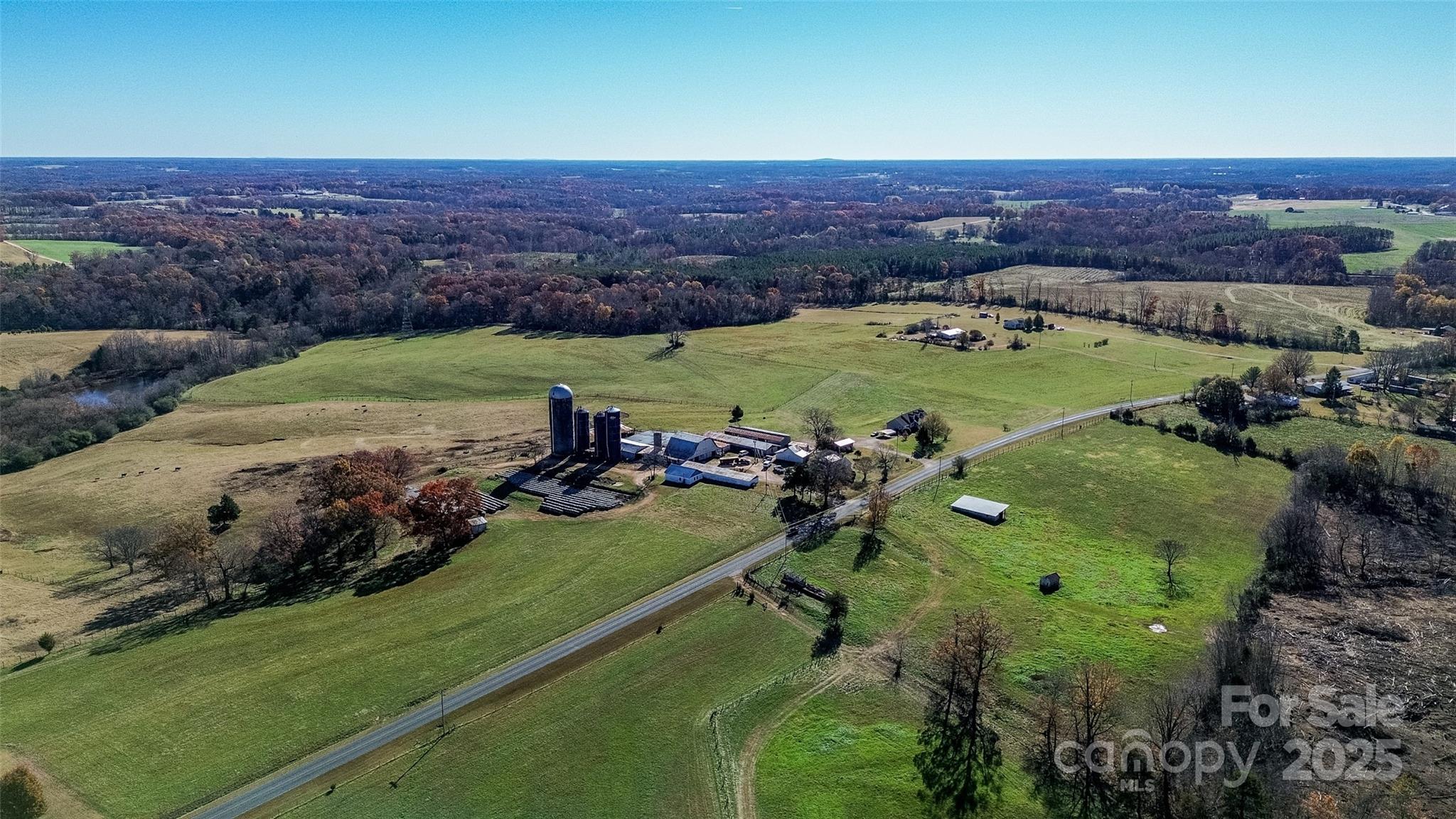 main property photo 39