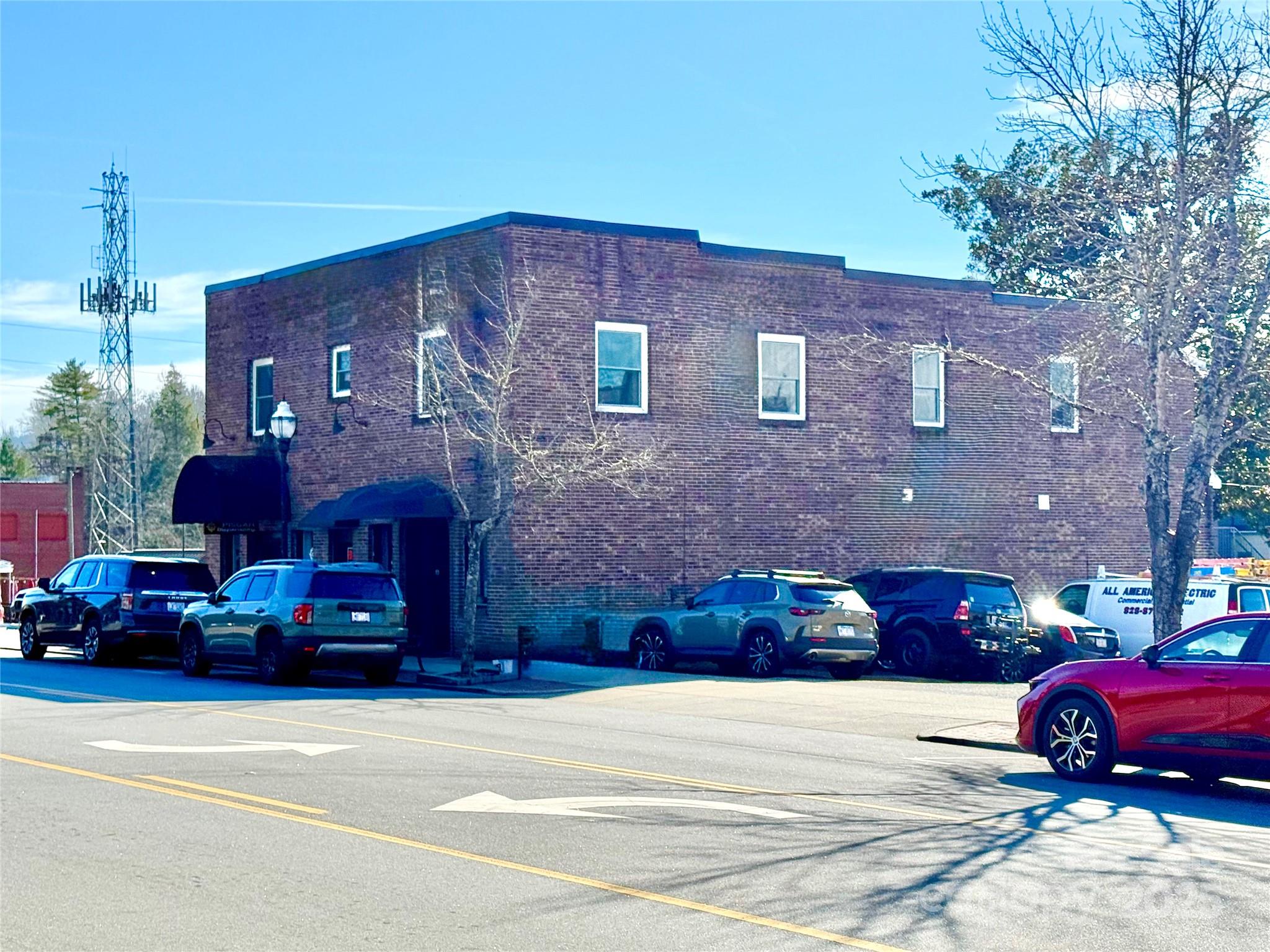 main property photo 29