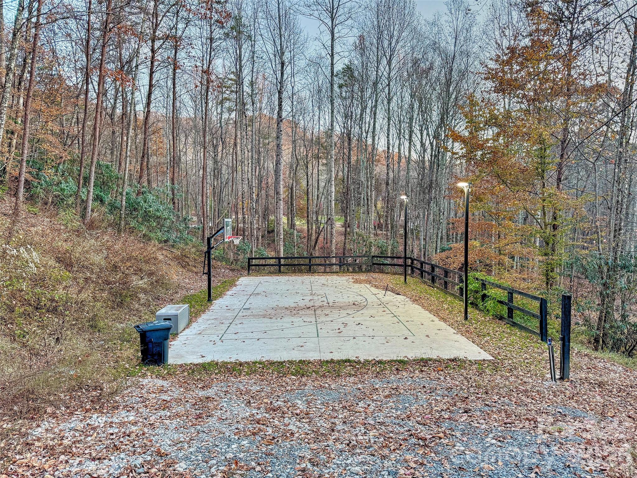 main property photo 47