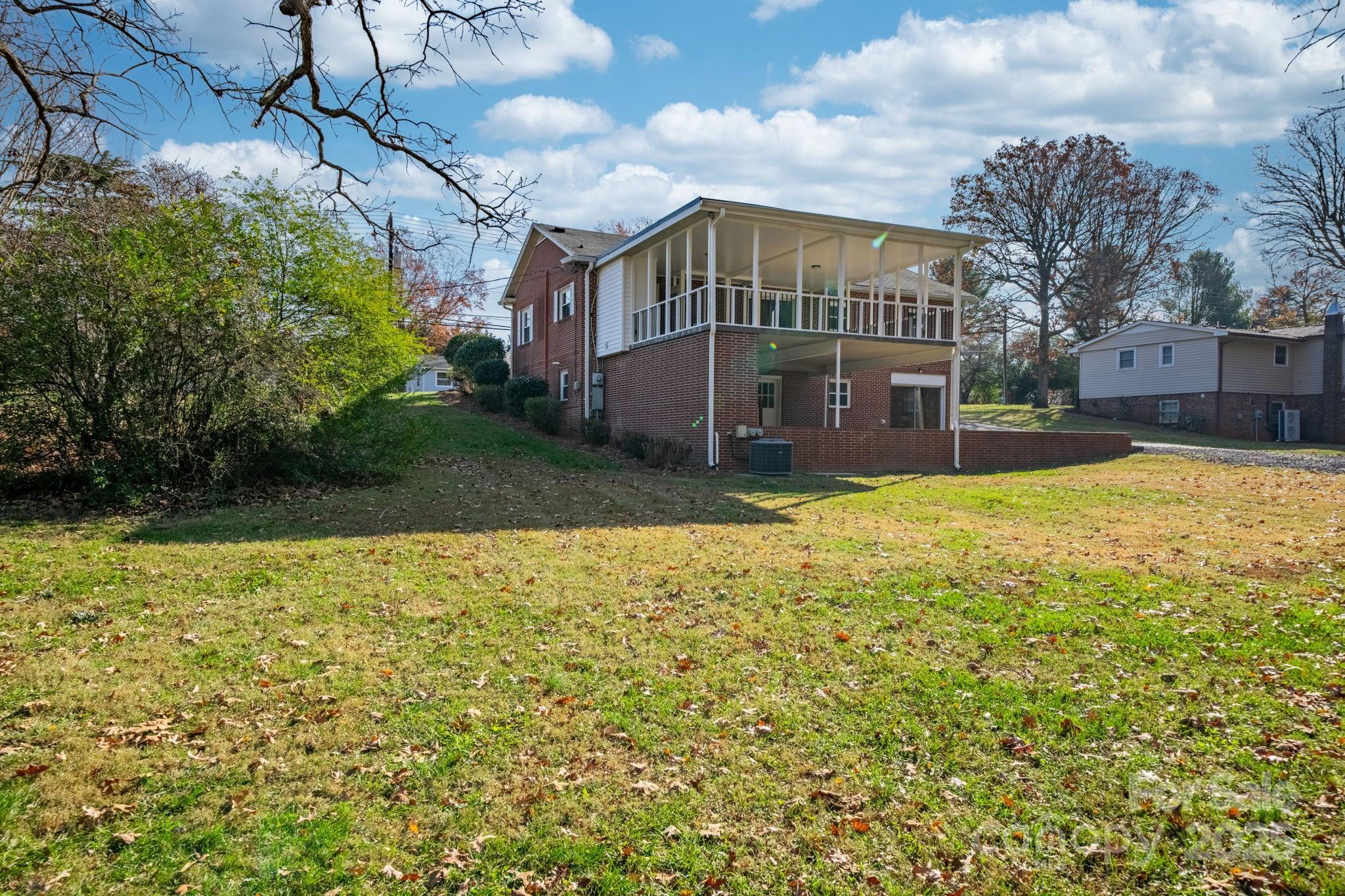 main property photo 44