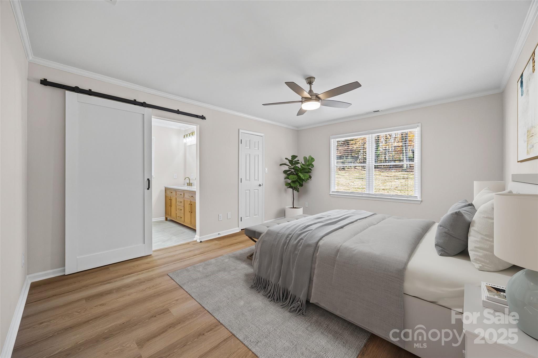 property viewer photo 16