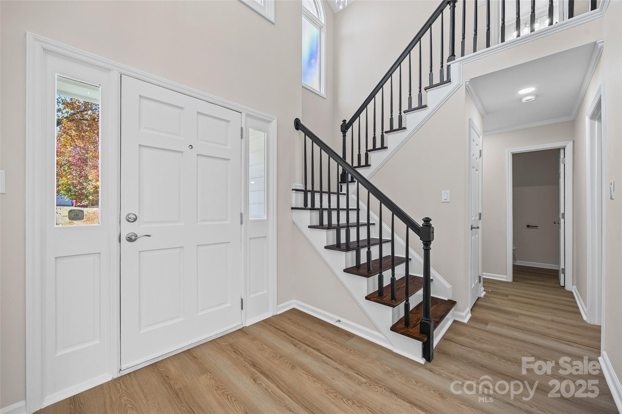 property viewer photo 2