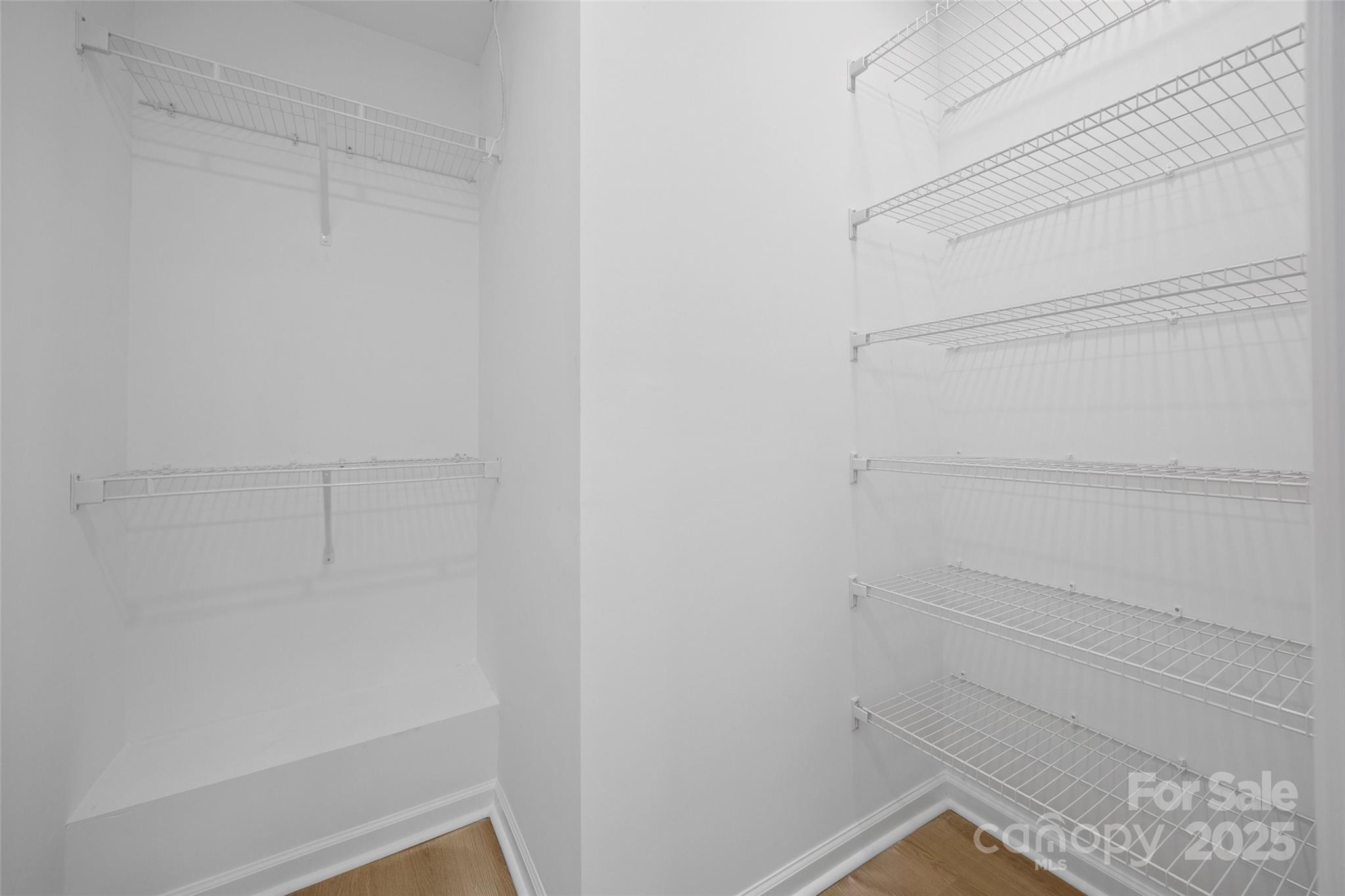 property viewer photo 21