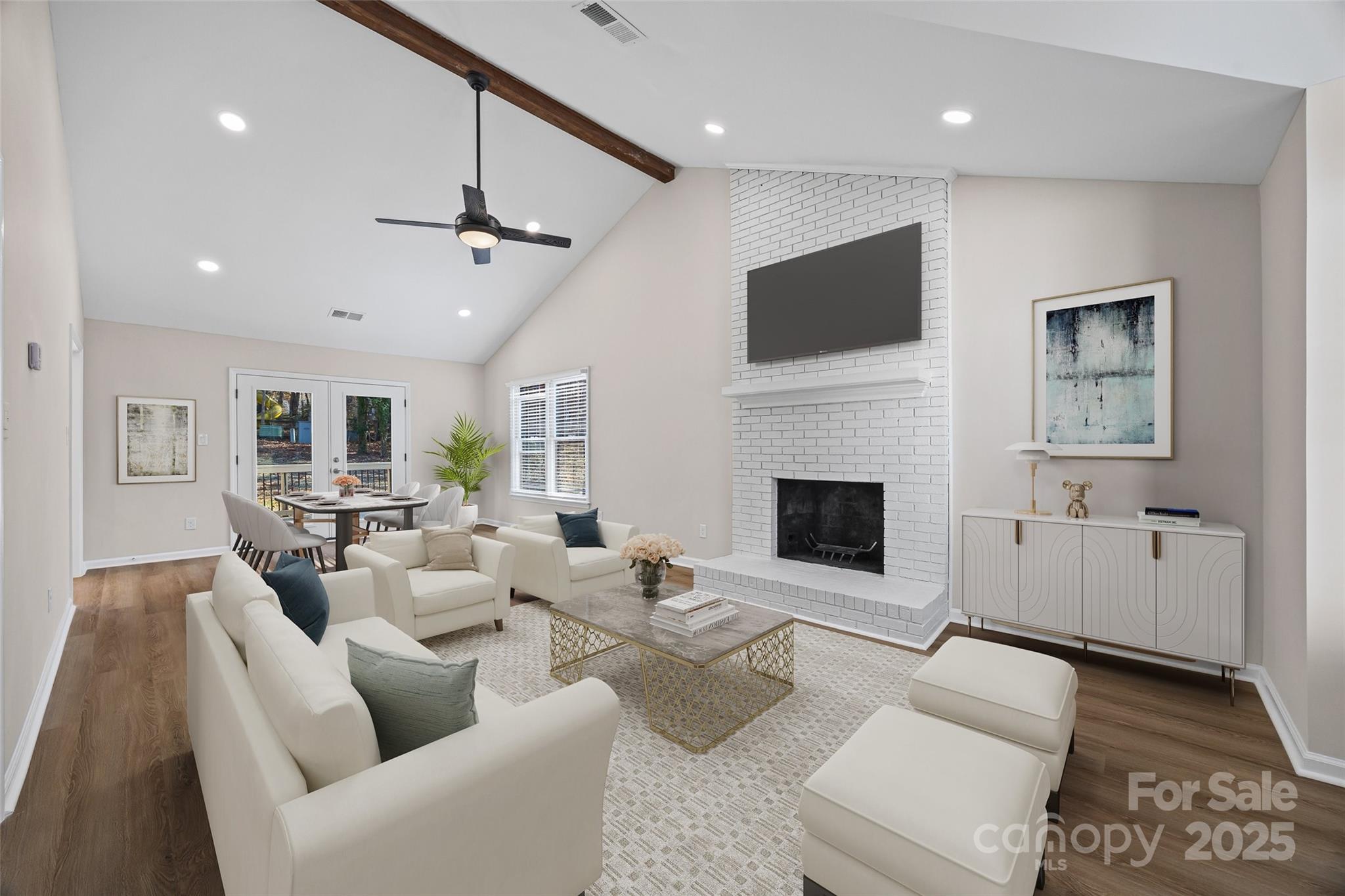 property viewer photo 3