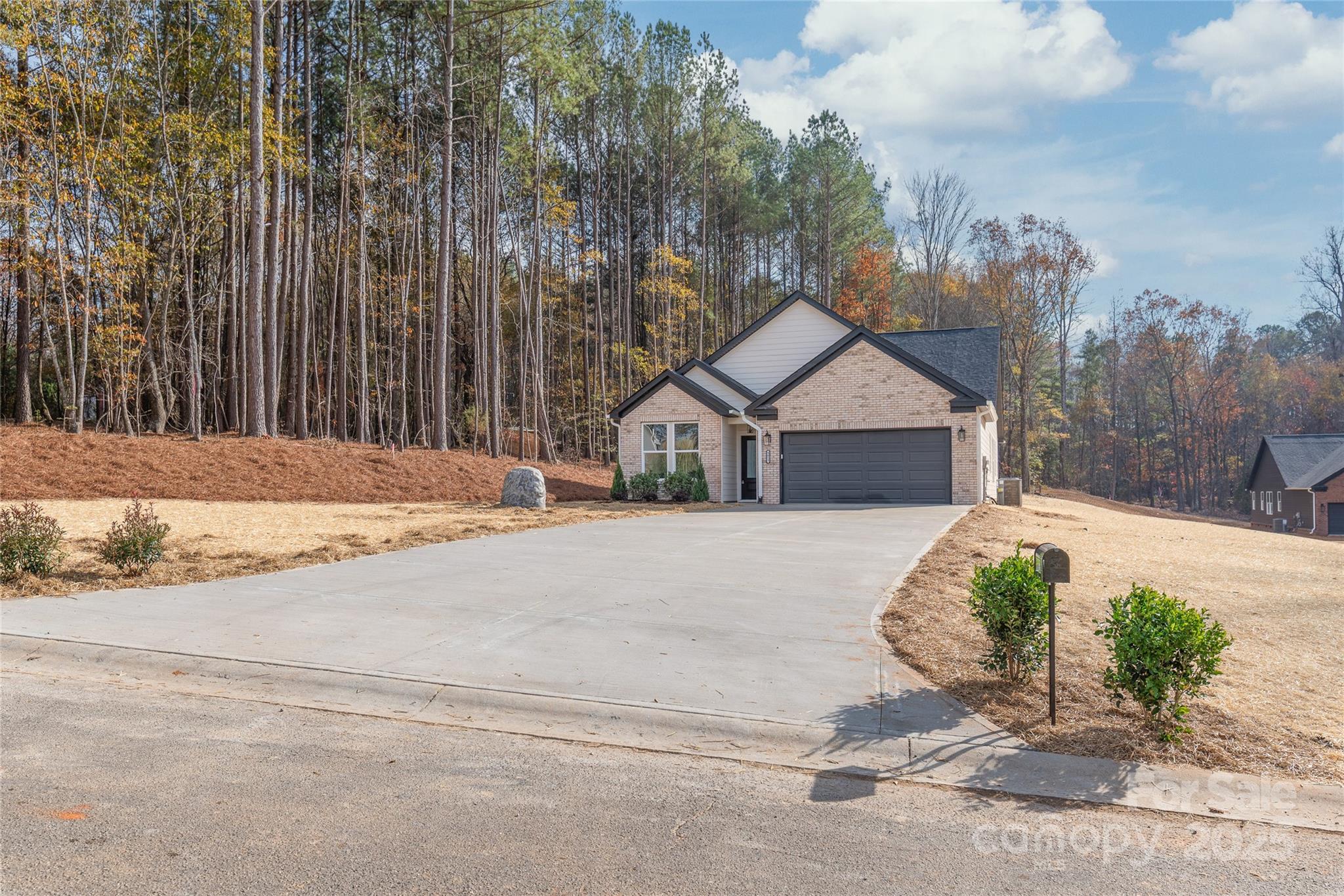property viewer photo 23