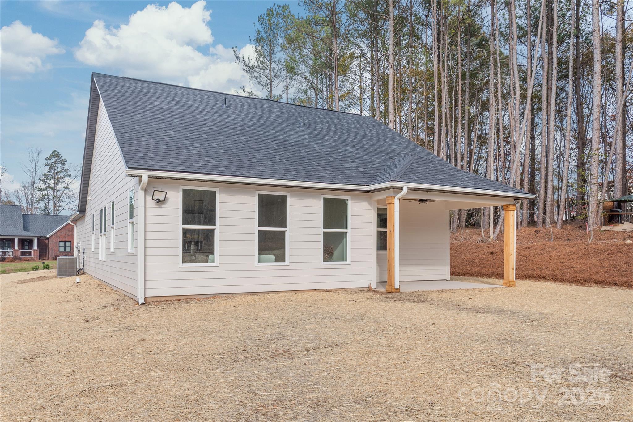 property viewer photo 25