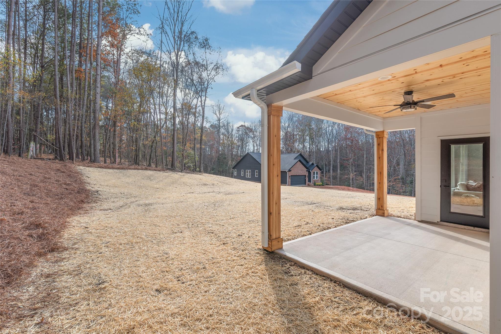 property viewer photo 26
