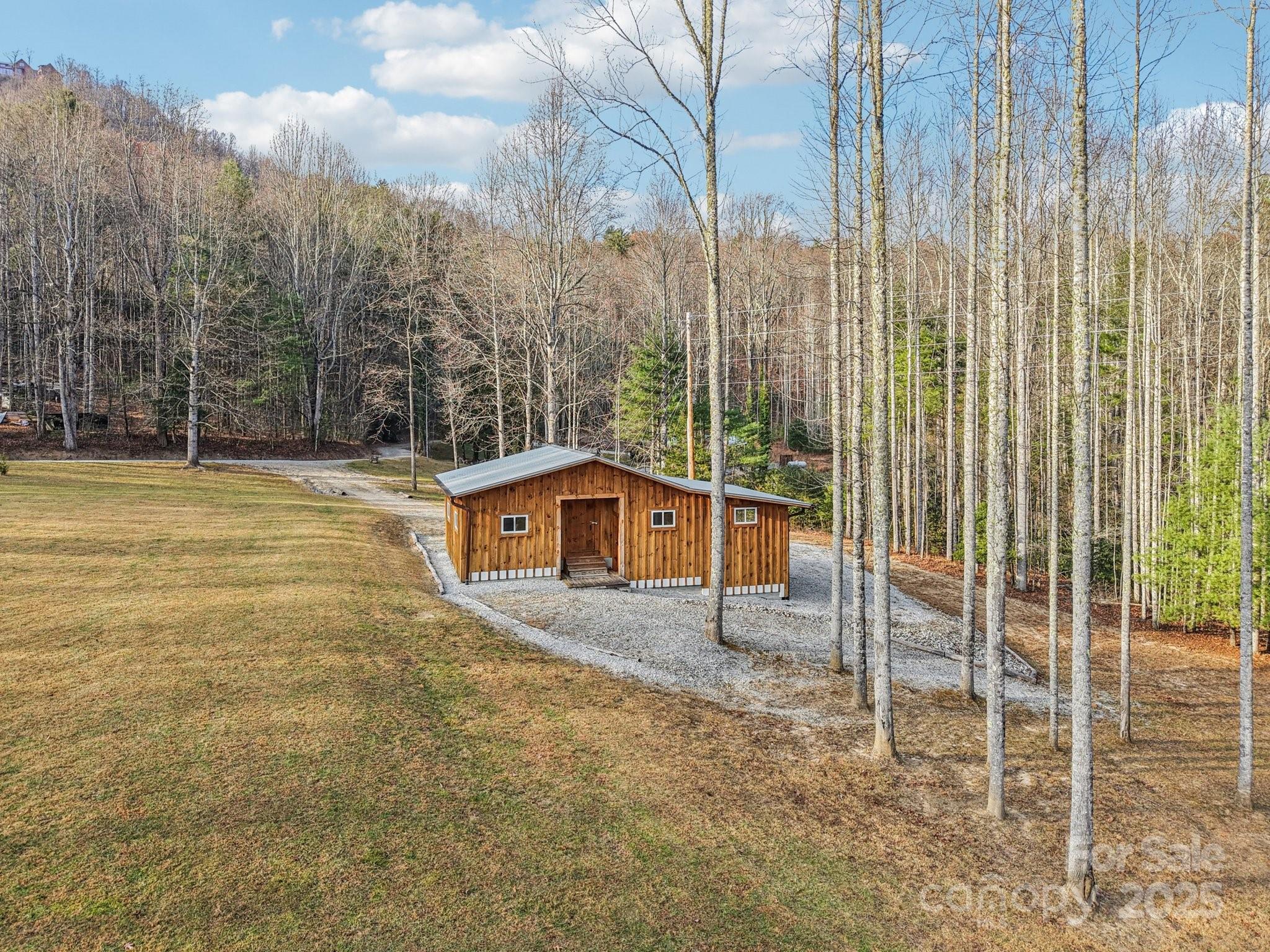 main property photo 32