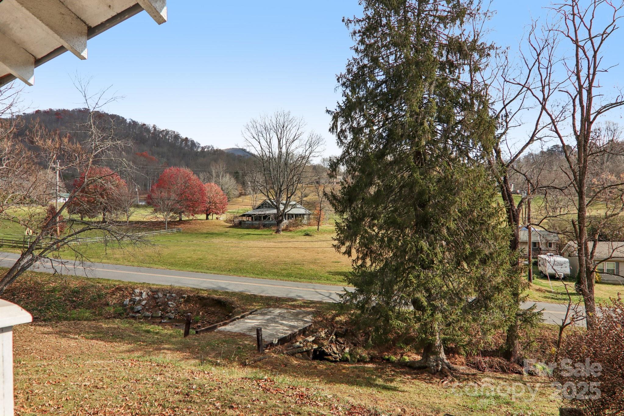 main property photo 21