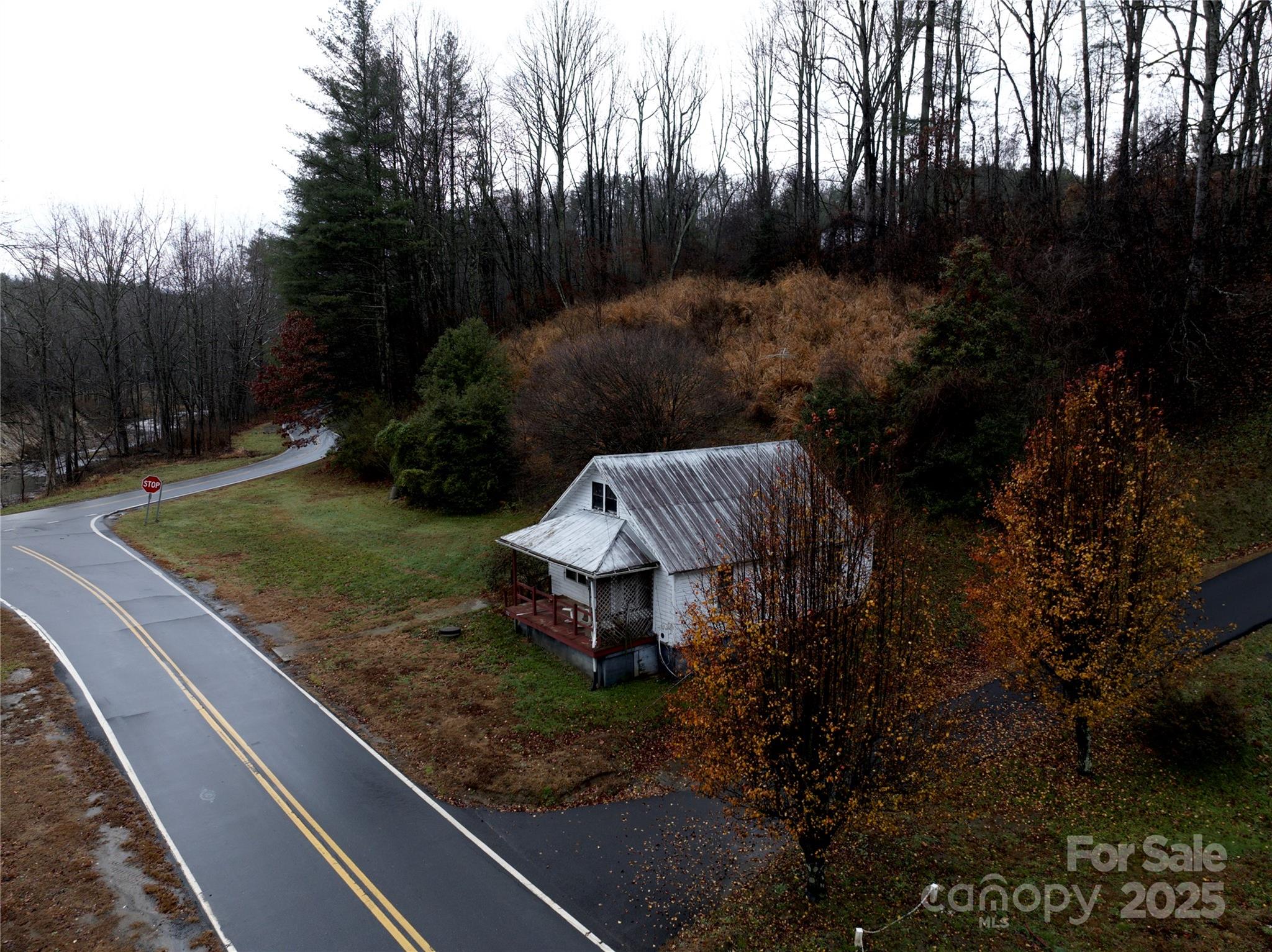 main property photo 5