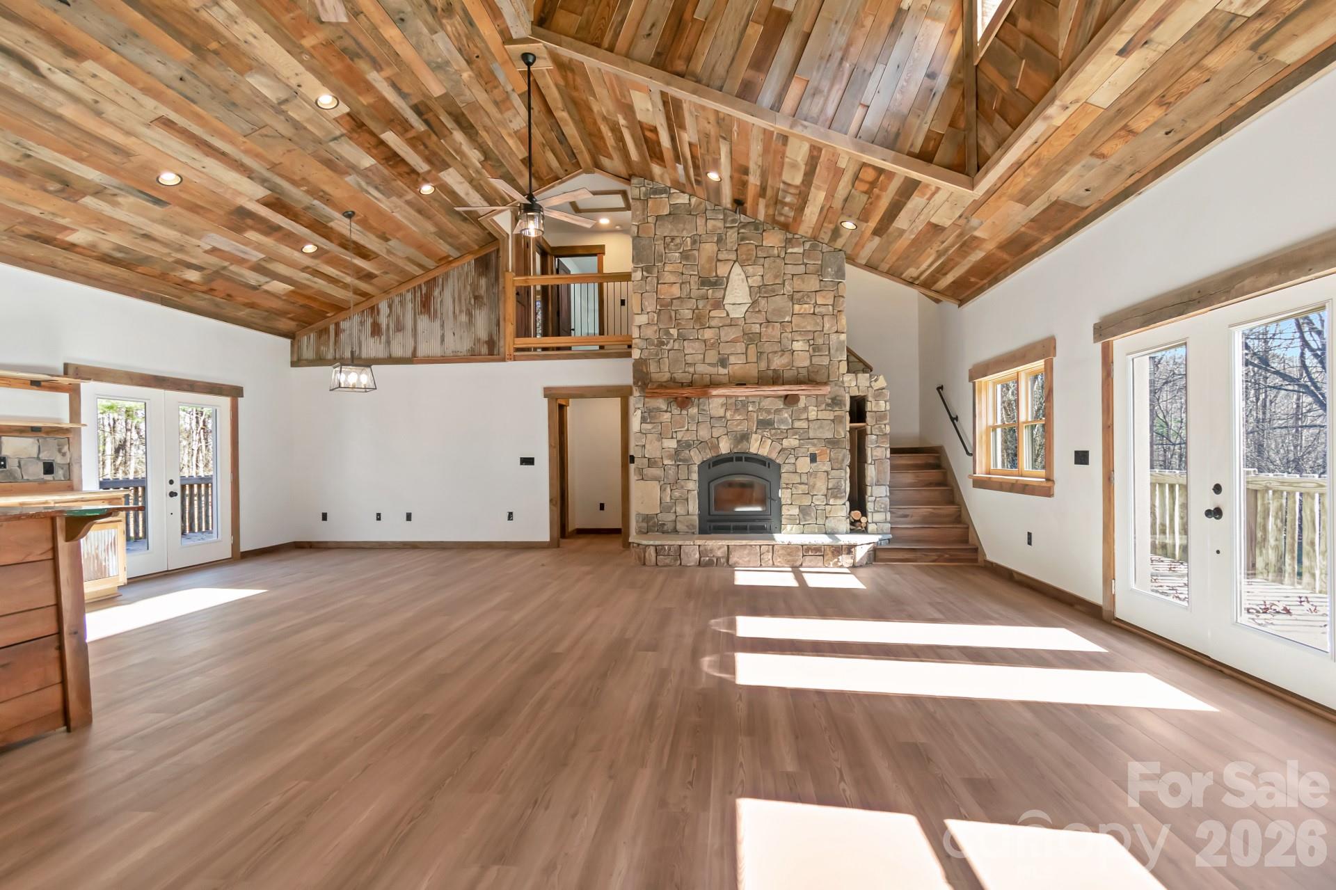 main property photo 21