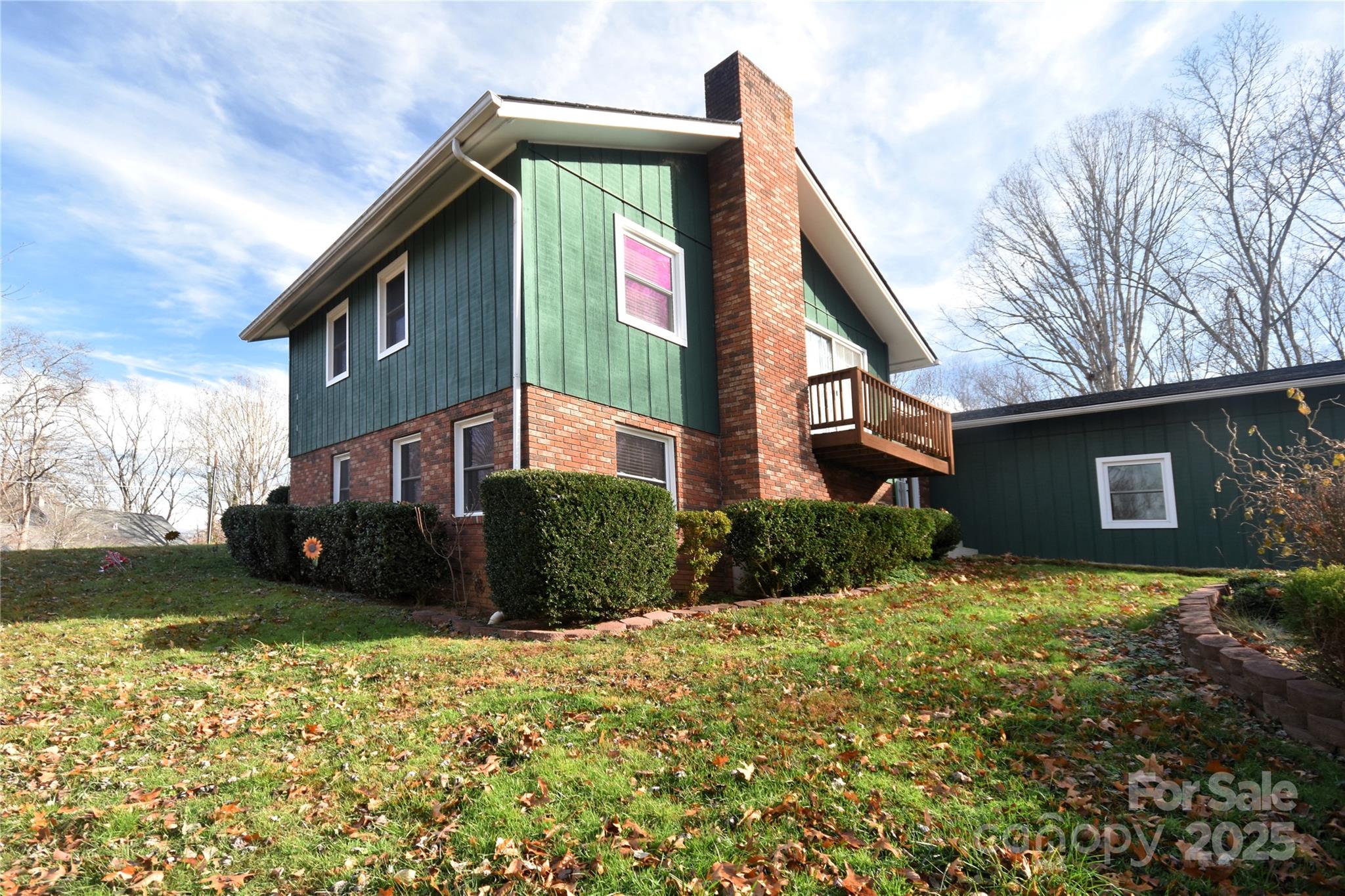 main property photo 5