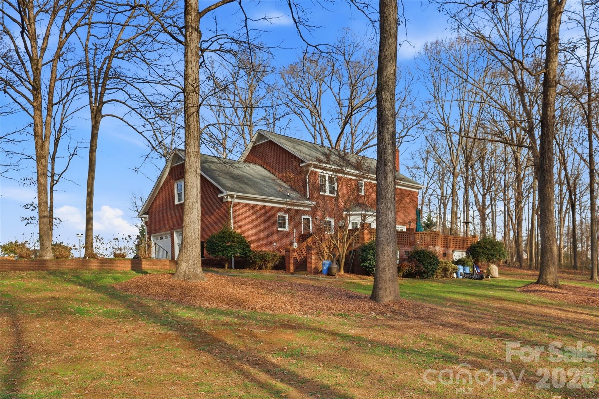 main property photo 31