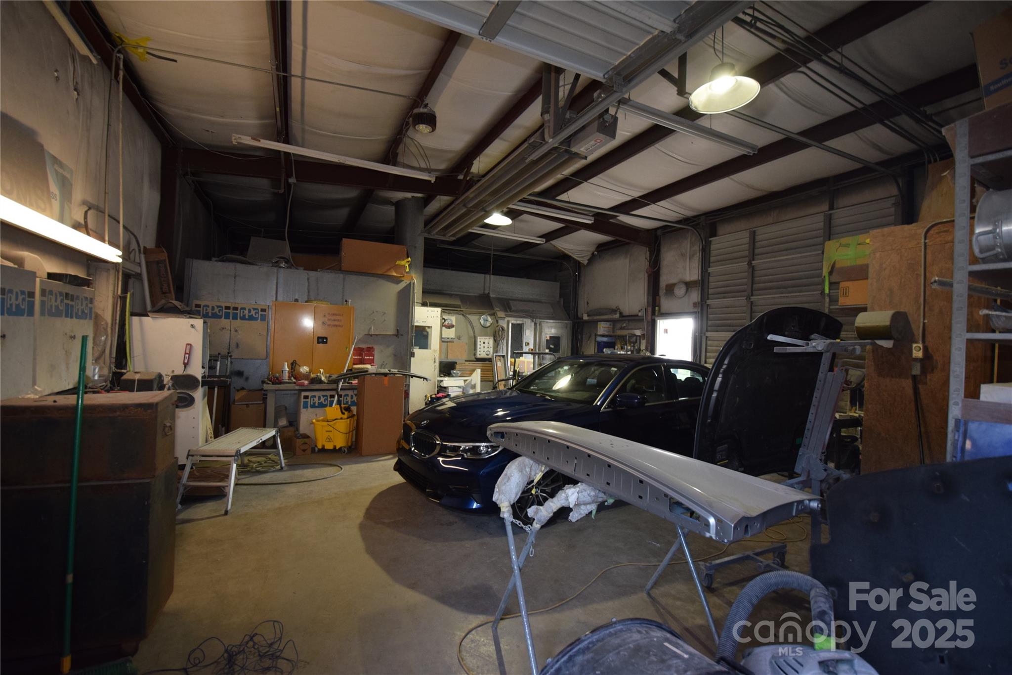 main property photo 12
