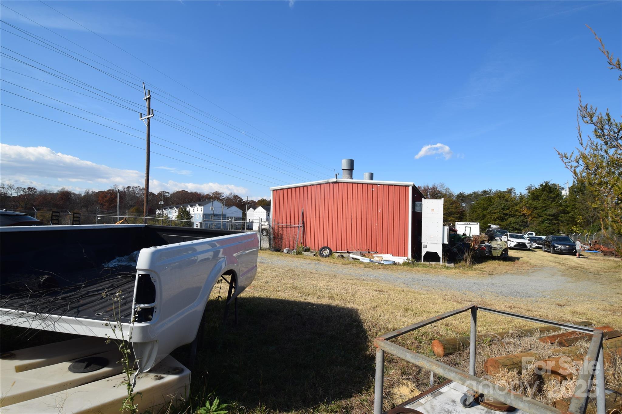 main property photo 18