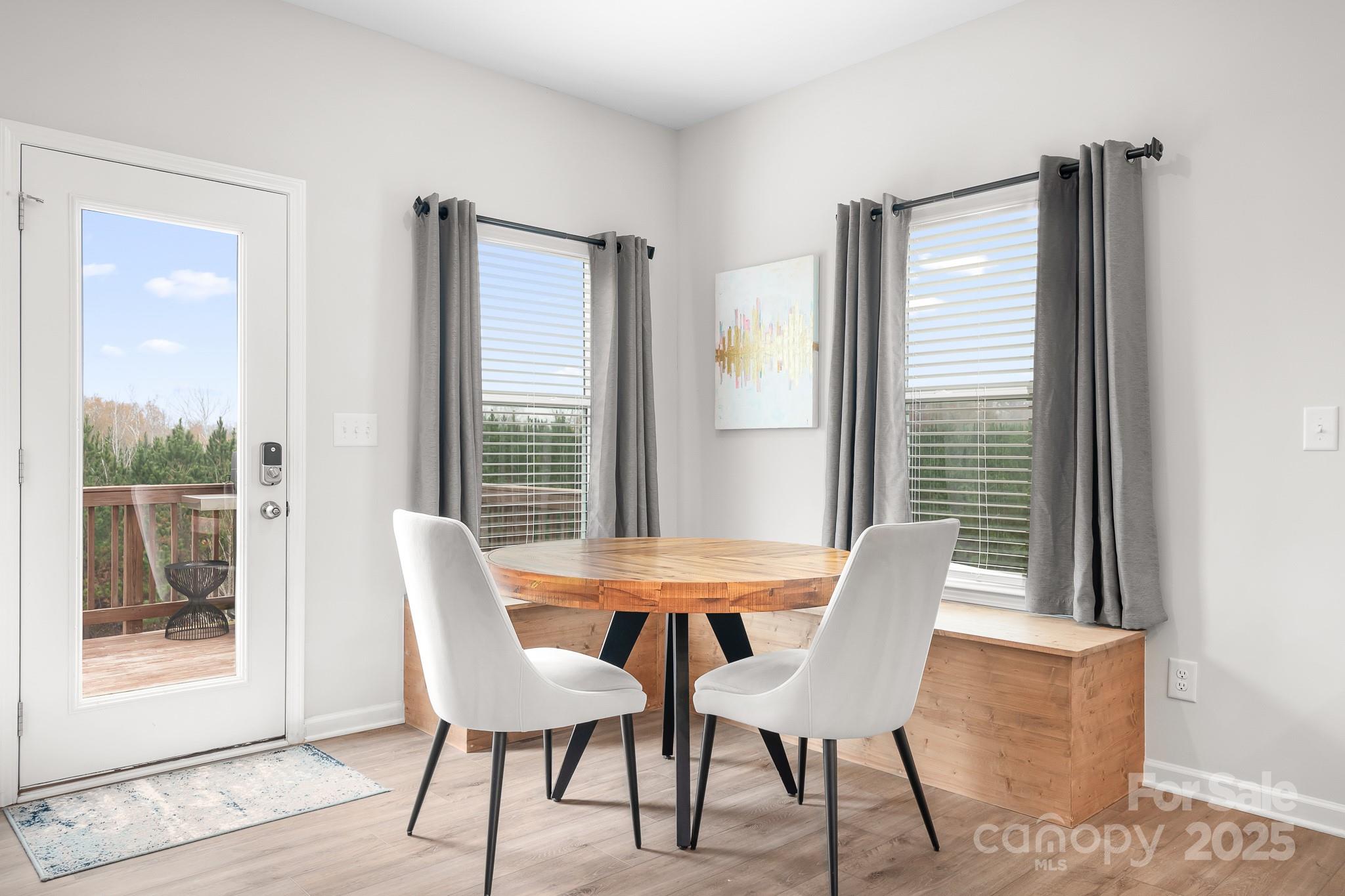 property viewer photo 10