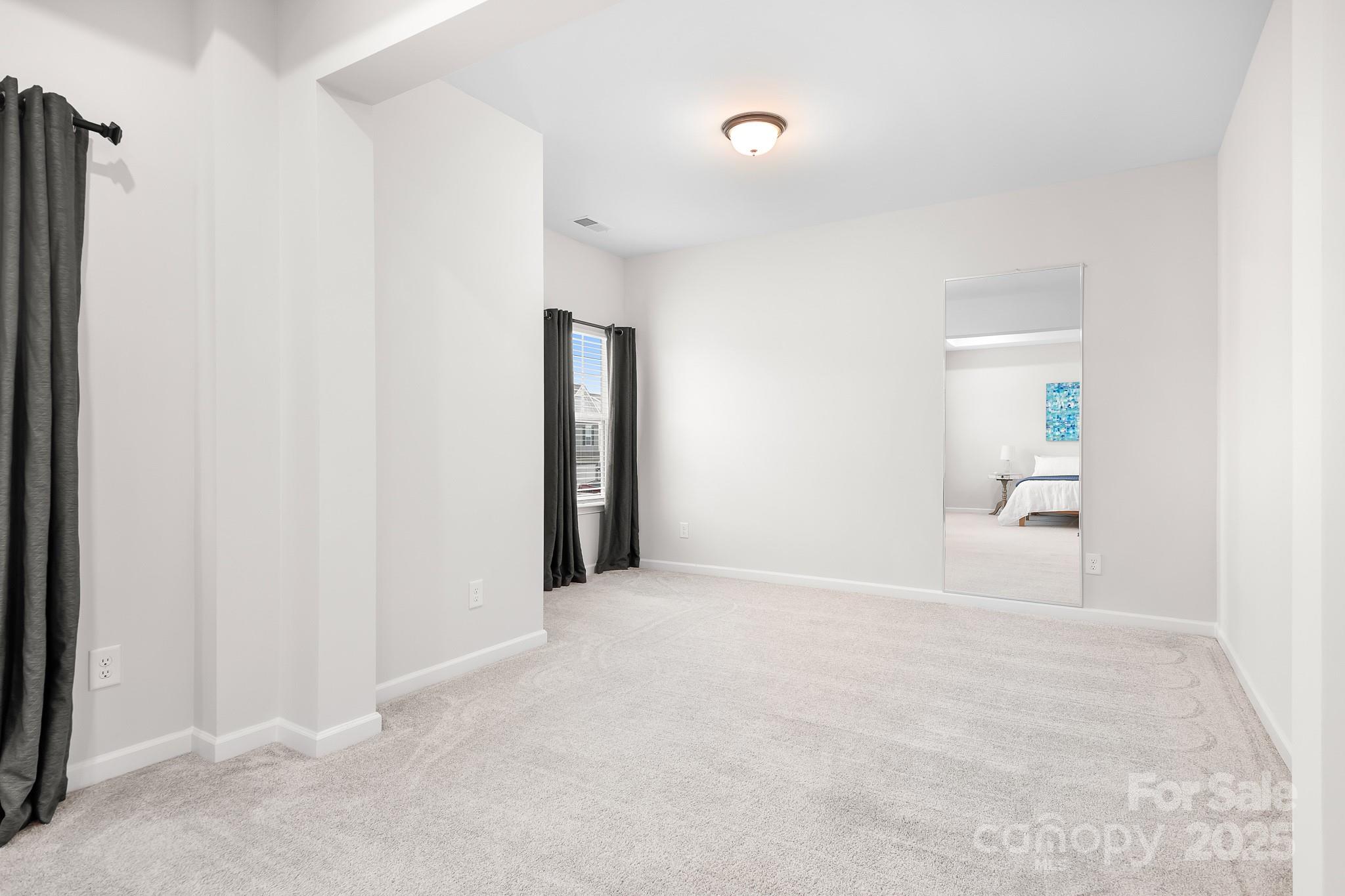property viewer photo 20