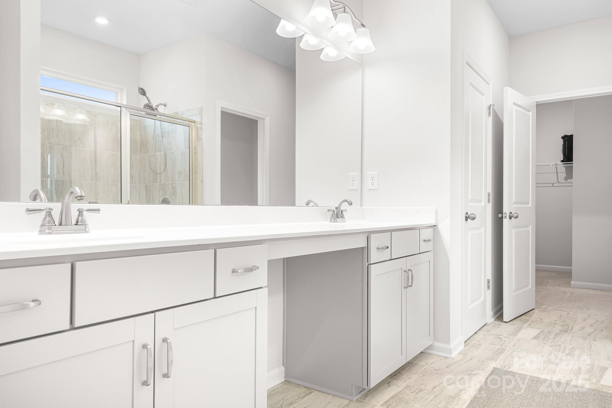 property viewer photo 21